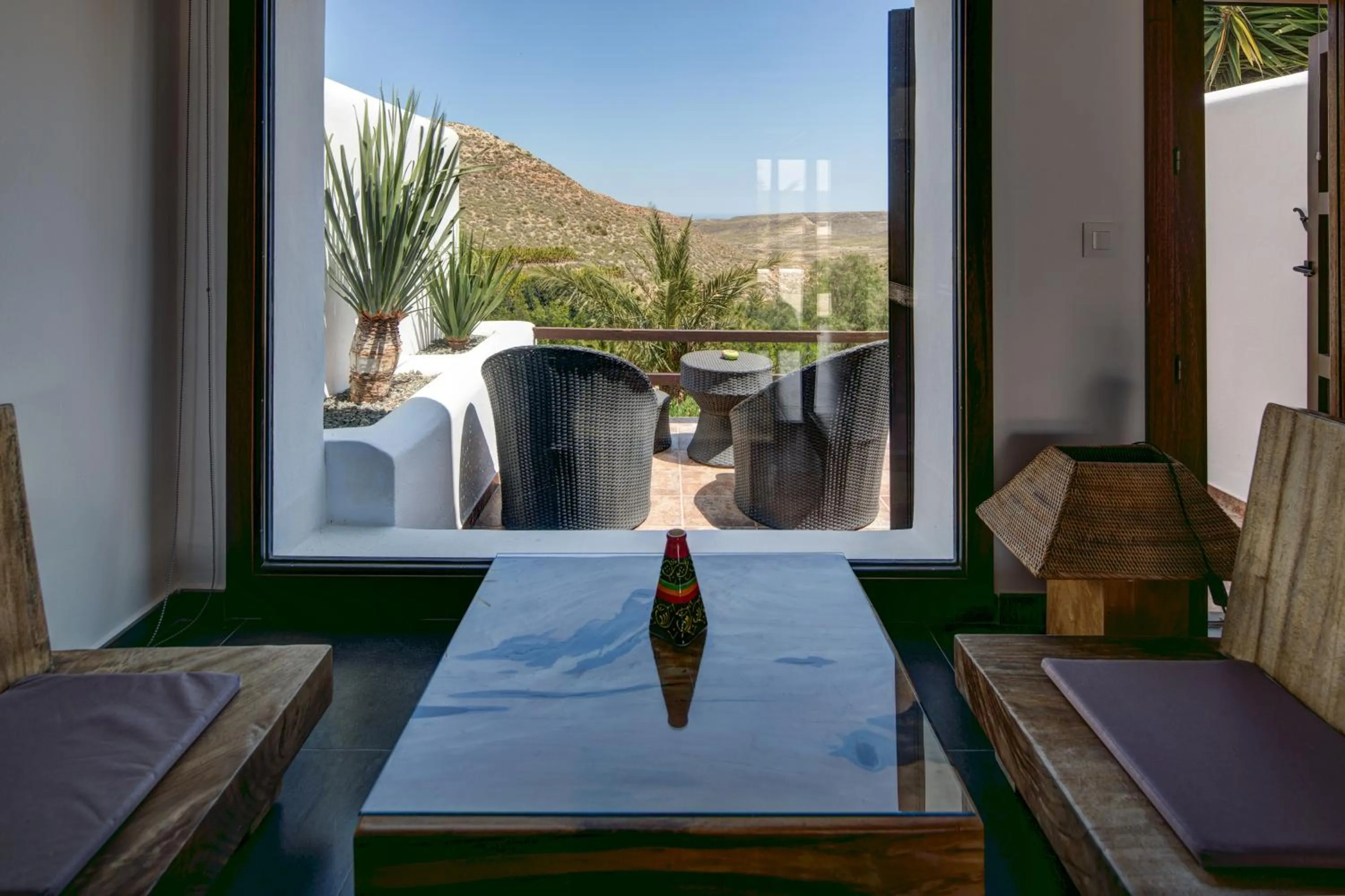 La Almendra y El Gitano