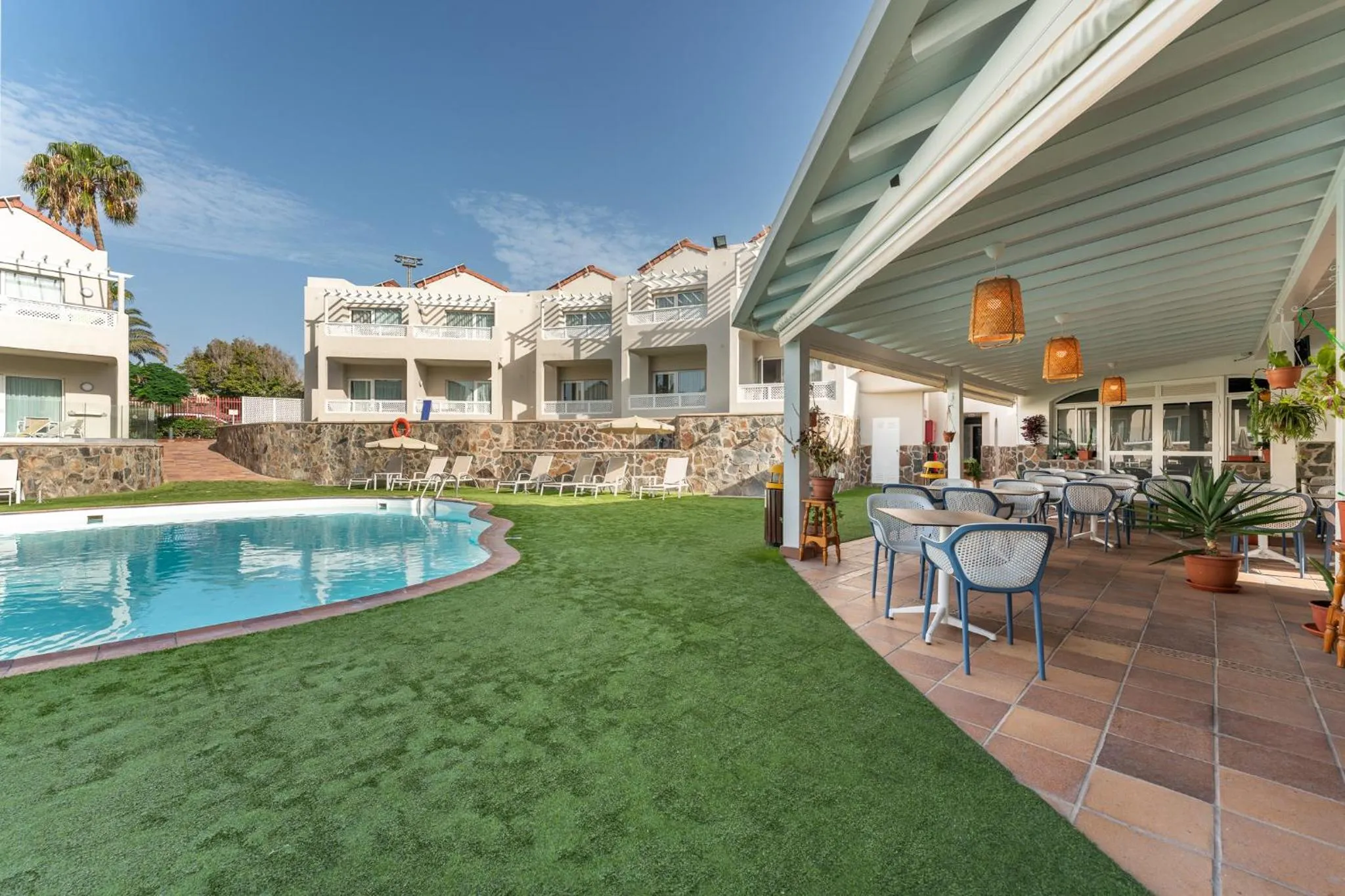 Restaurant/places to eat in Apartamentos LIVVO Koala Garden