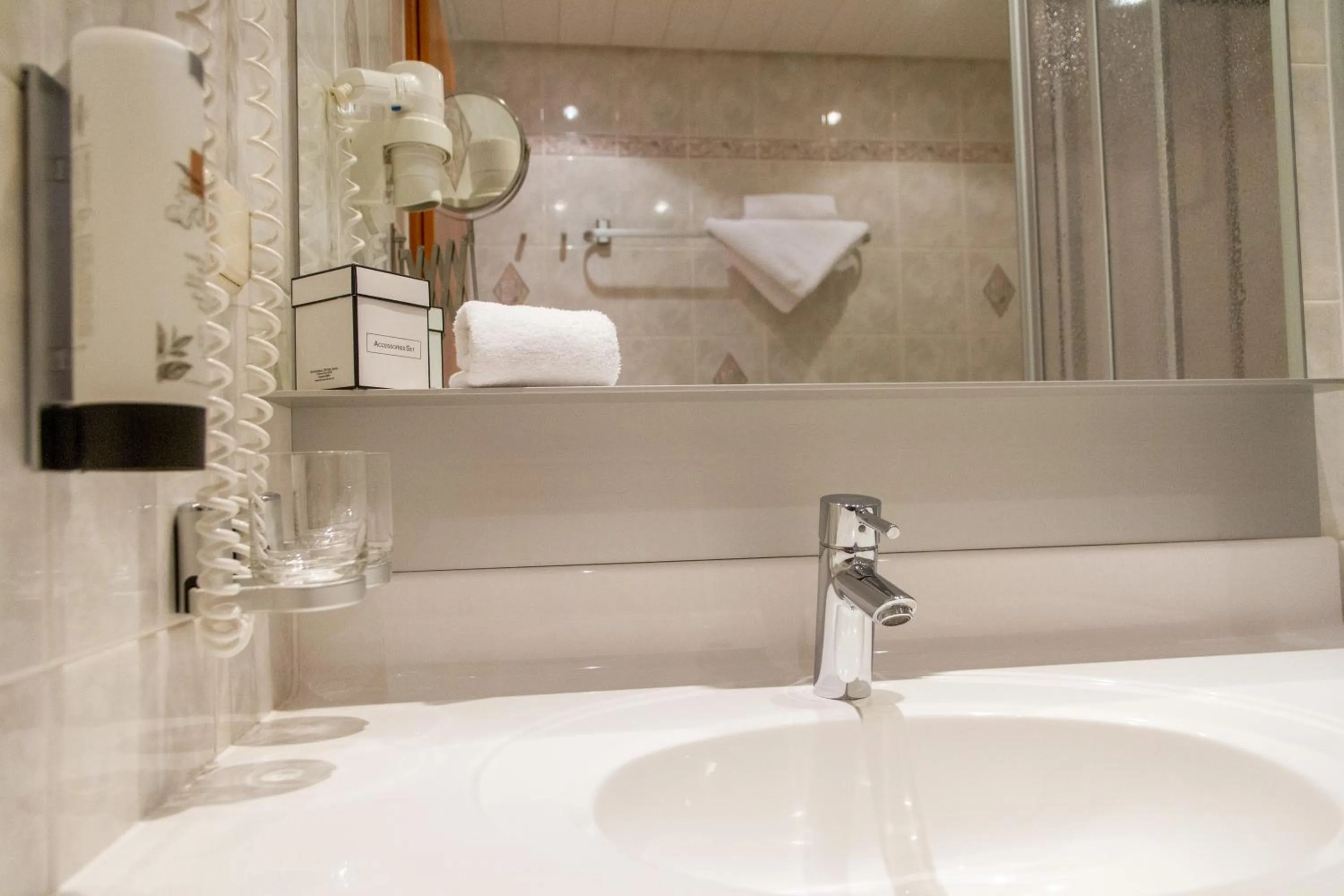 Bathroom in Landhotel Rügheim