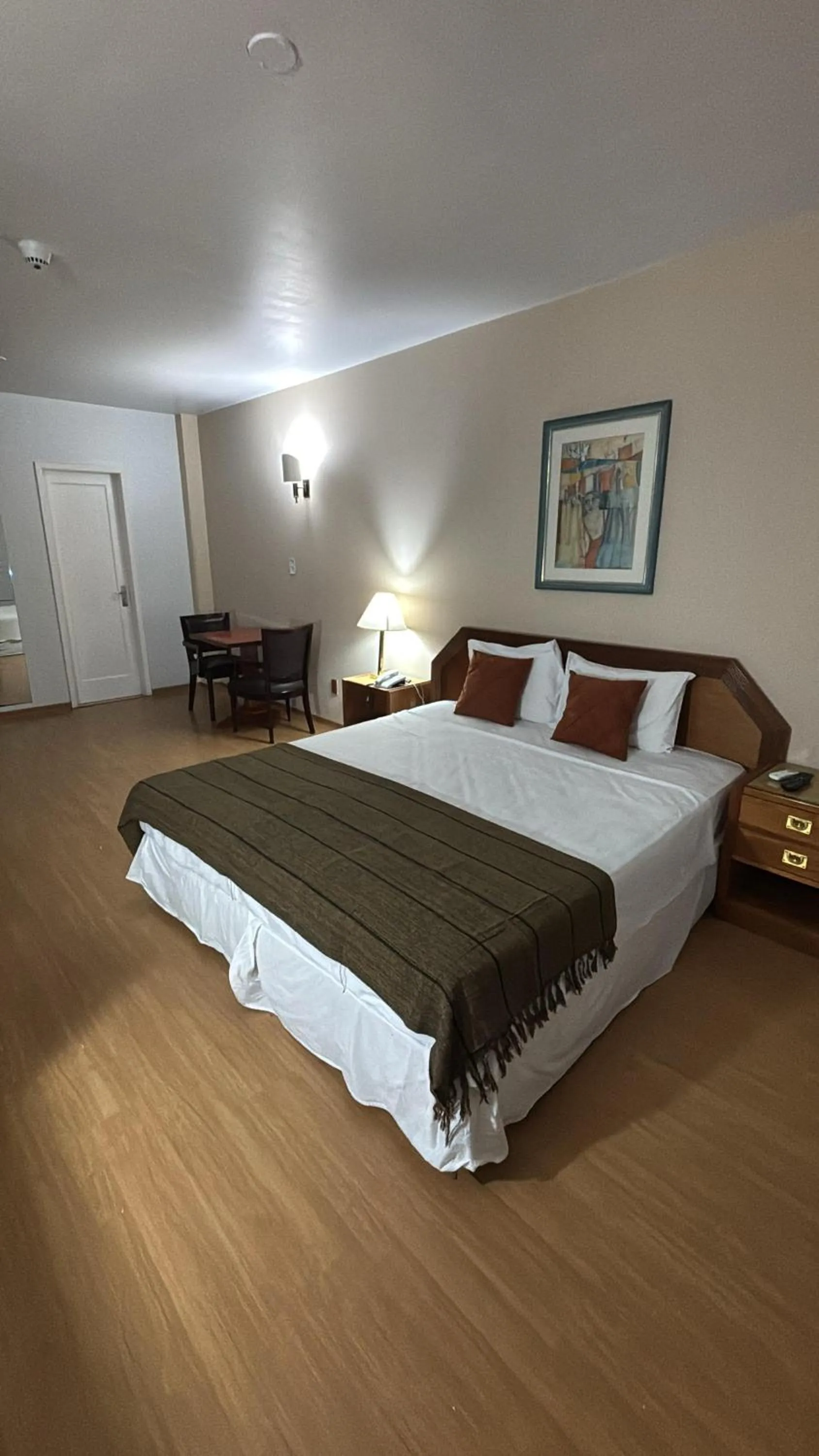 Bed in Embaixador Hotel & Centro de Eventos by Fast10