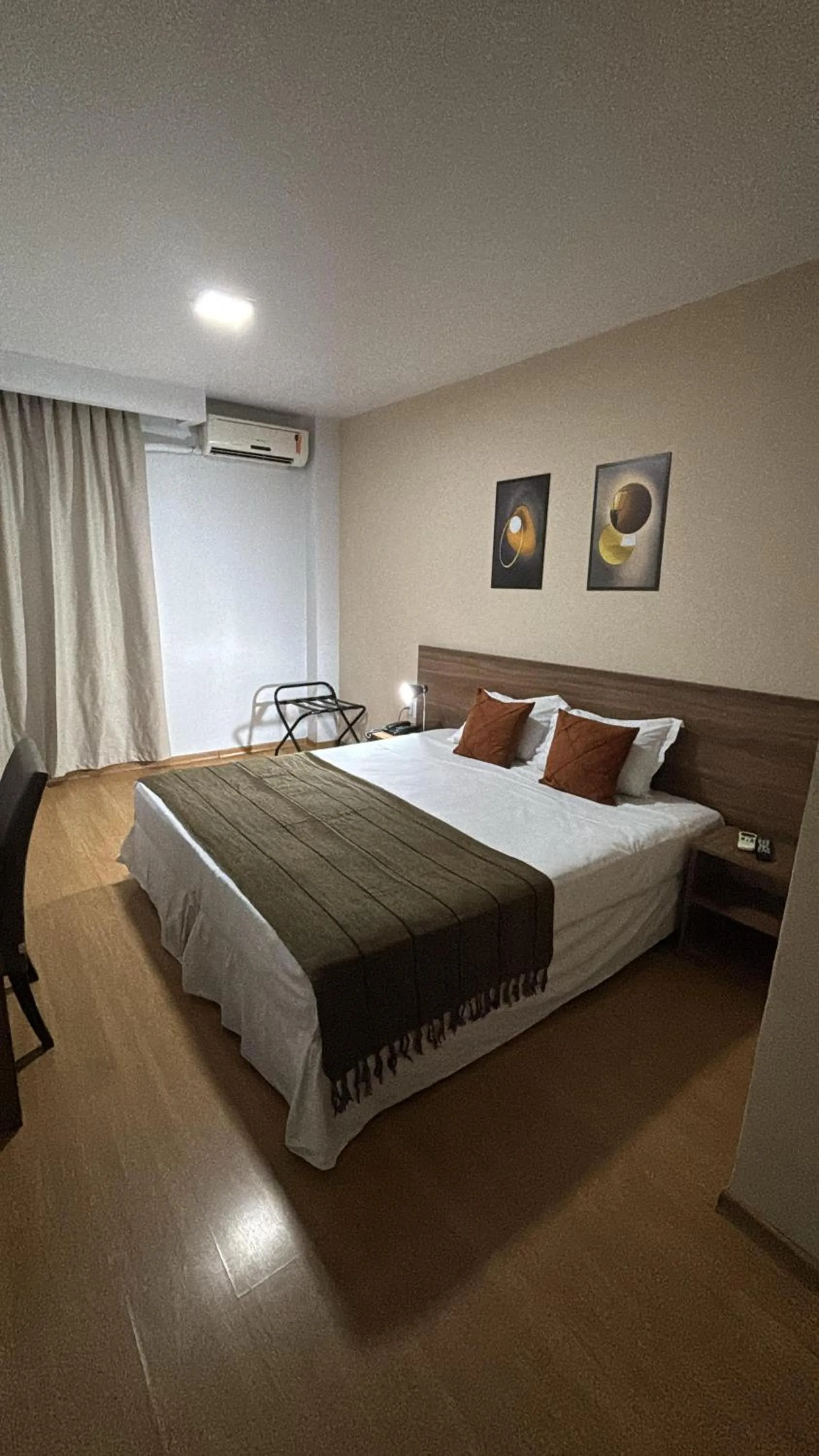 Bed in Embaixador Hotel & Centro de Eventos by Fast10