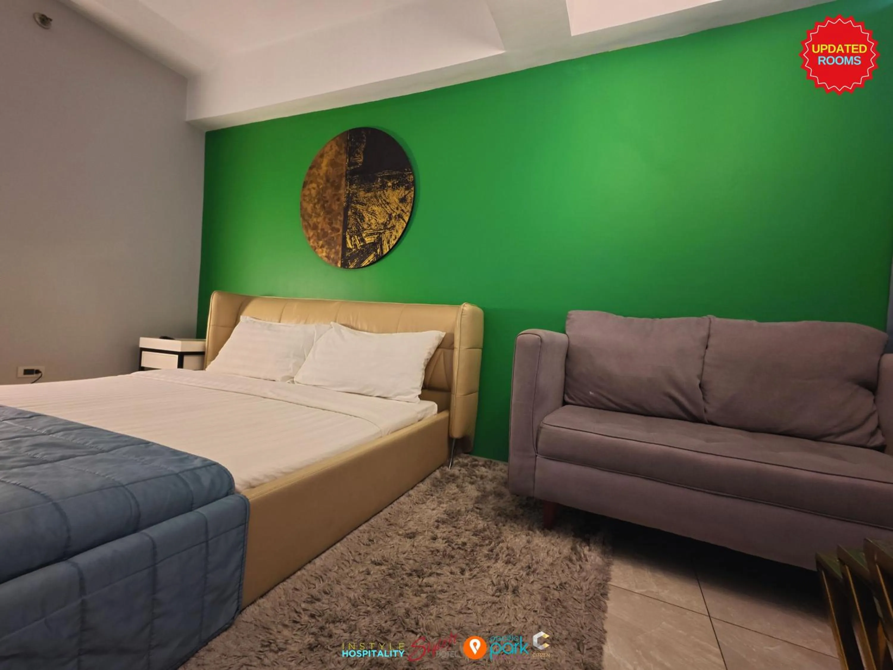 Bedroom, Bed in Skyloft Hotel