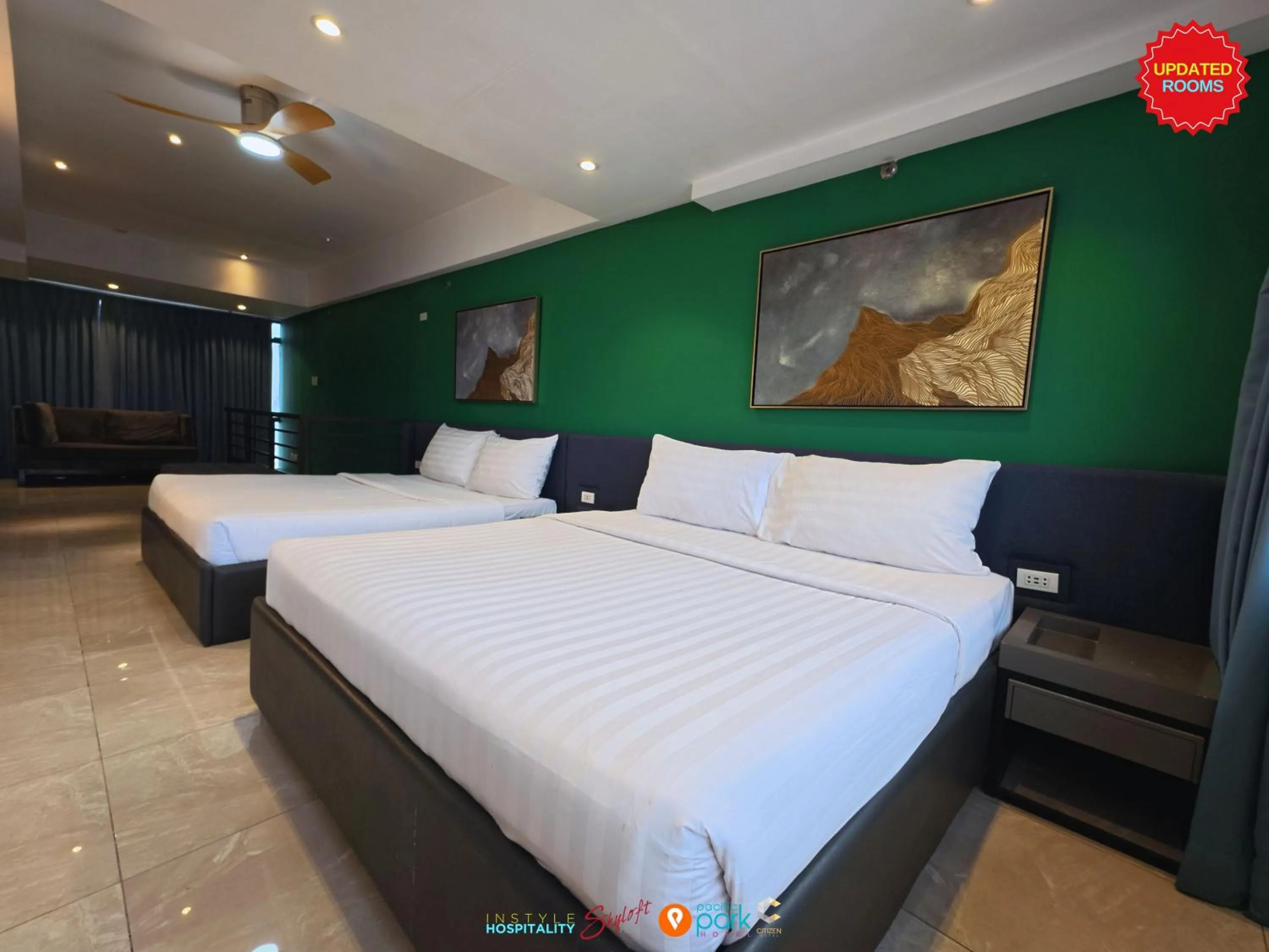 Bedroom, Bed in Skyloft Hotel