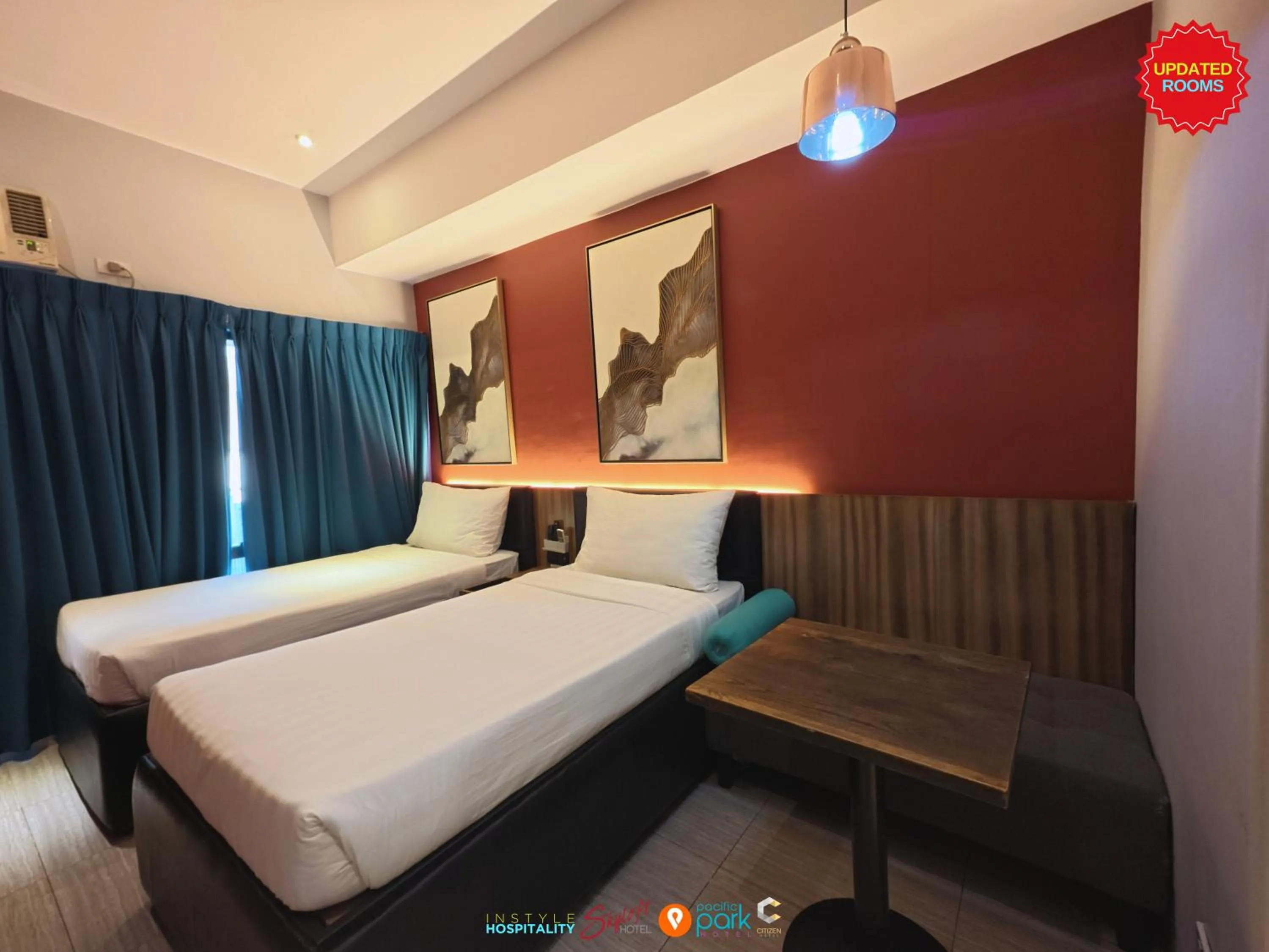 Bedroom, Bed in Skyloft Hotel