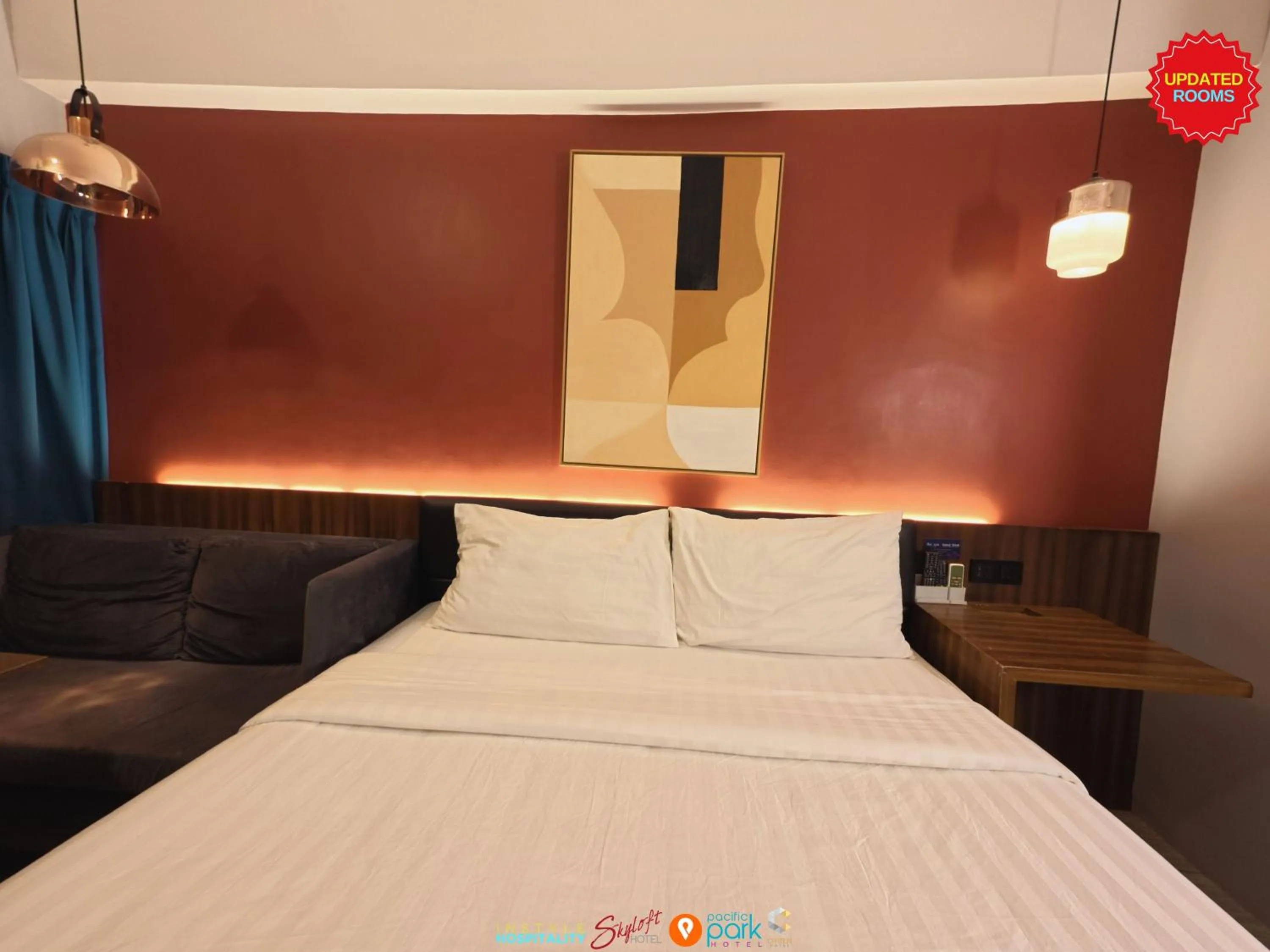 Bedroom, Bed in Skyloft Hotel