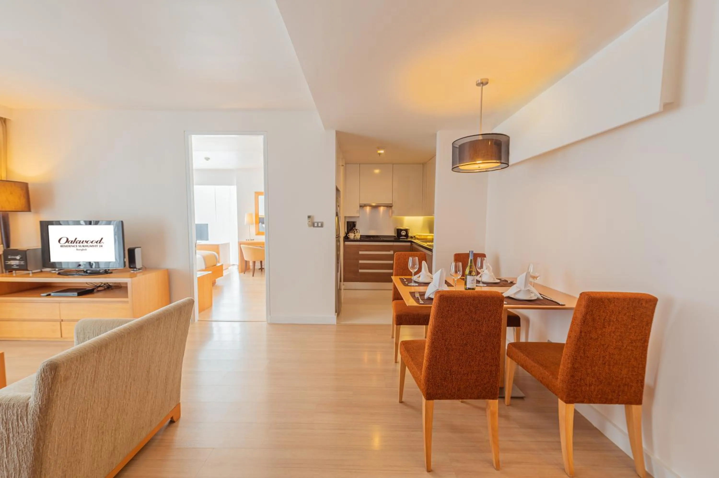 Living room in Oakwood Residence Sukhumvit 24 Bangkok