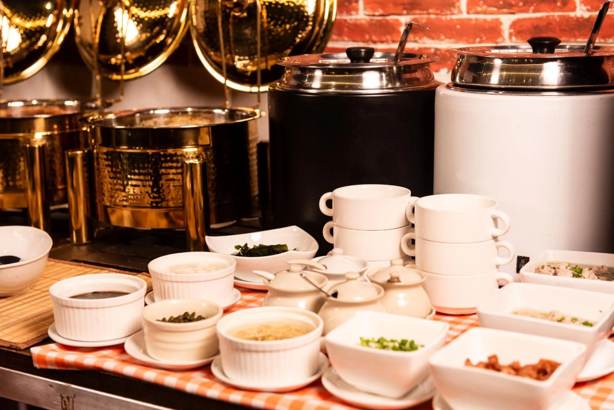 Oakwood Residence Sukhumvit 24 Bangkok