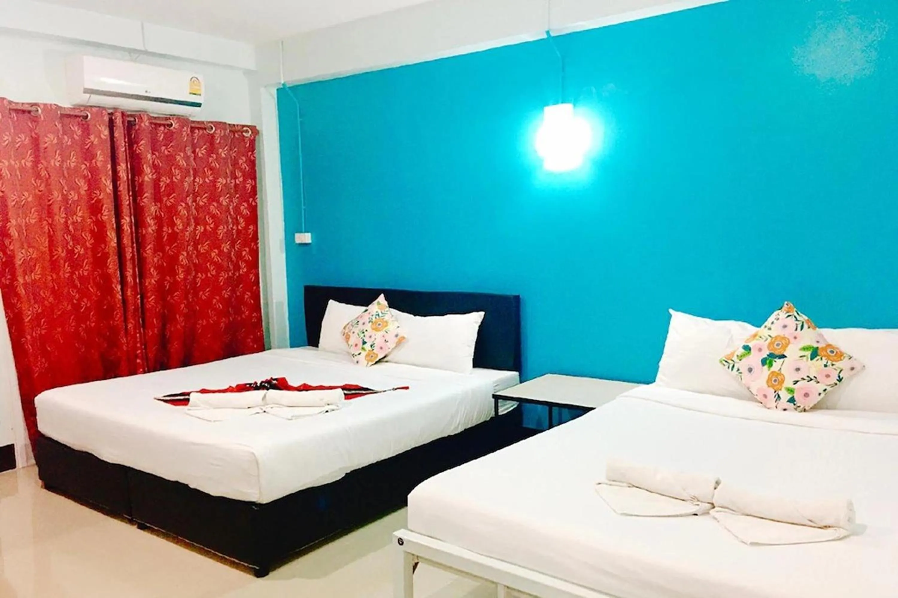 Bed in Chat House Chiang Rai