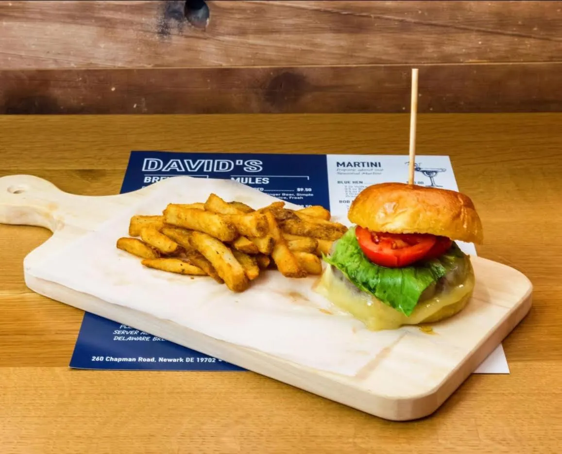 Restaurant/places to eat in Ramada by Wyndham Newark/Wilmington