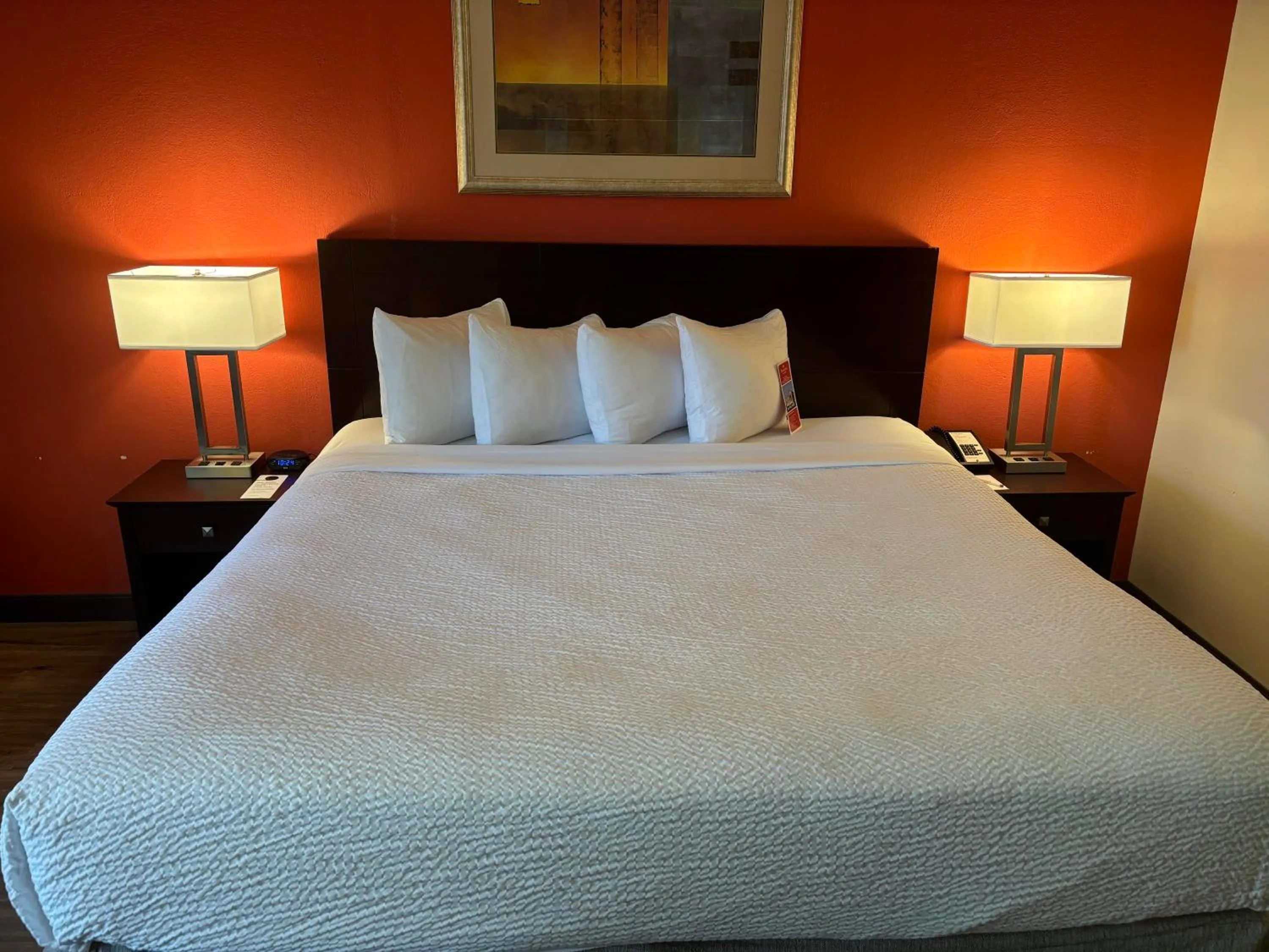 Bed in Ramada by Wyndham Newark/Wilmington