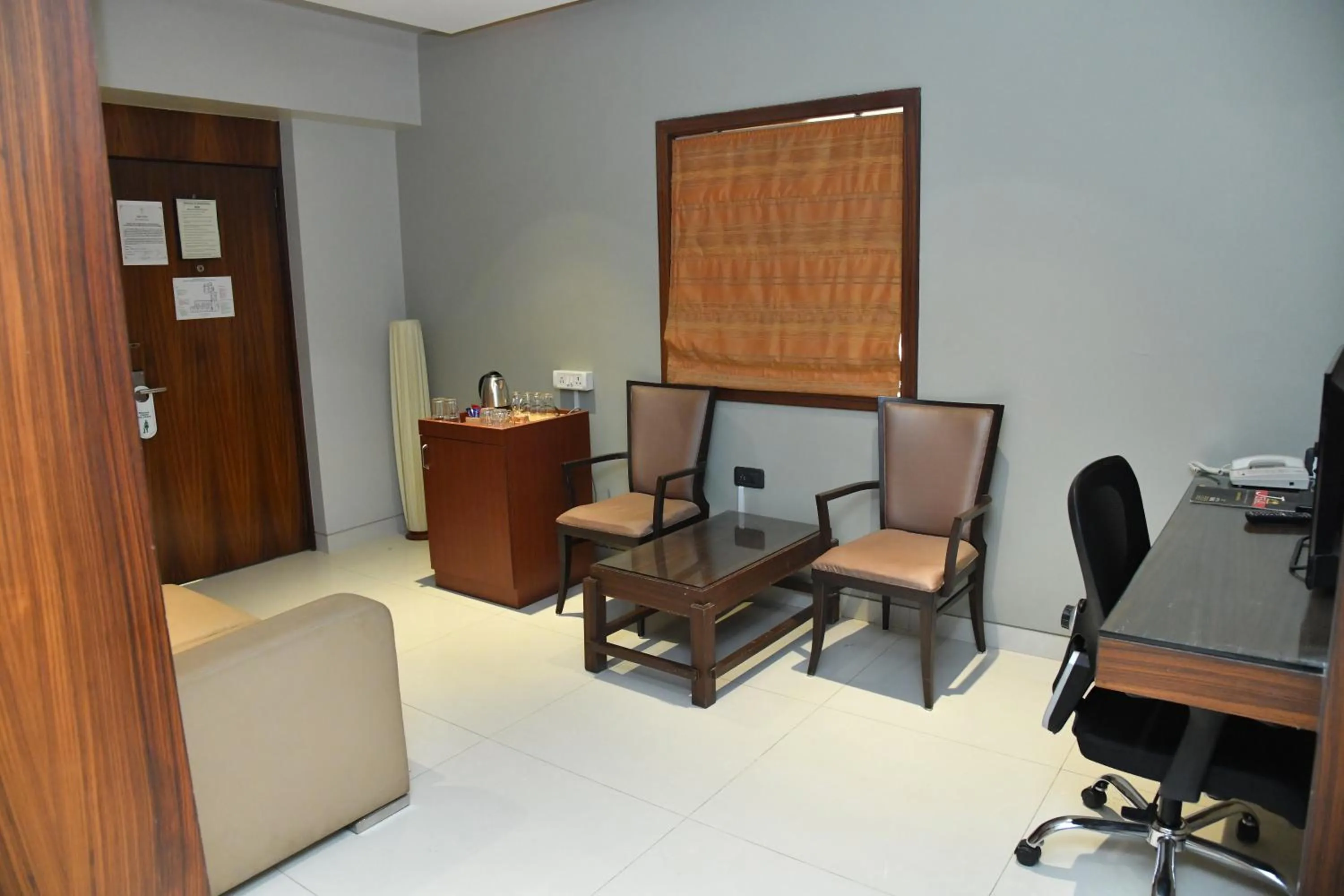 Living room in Comfort Inn Prince