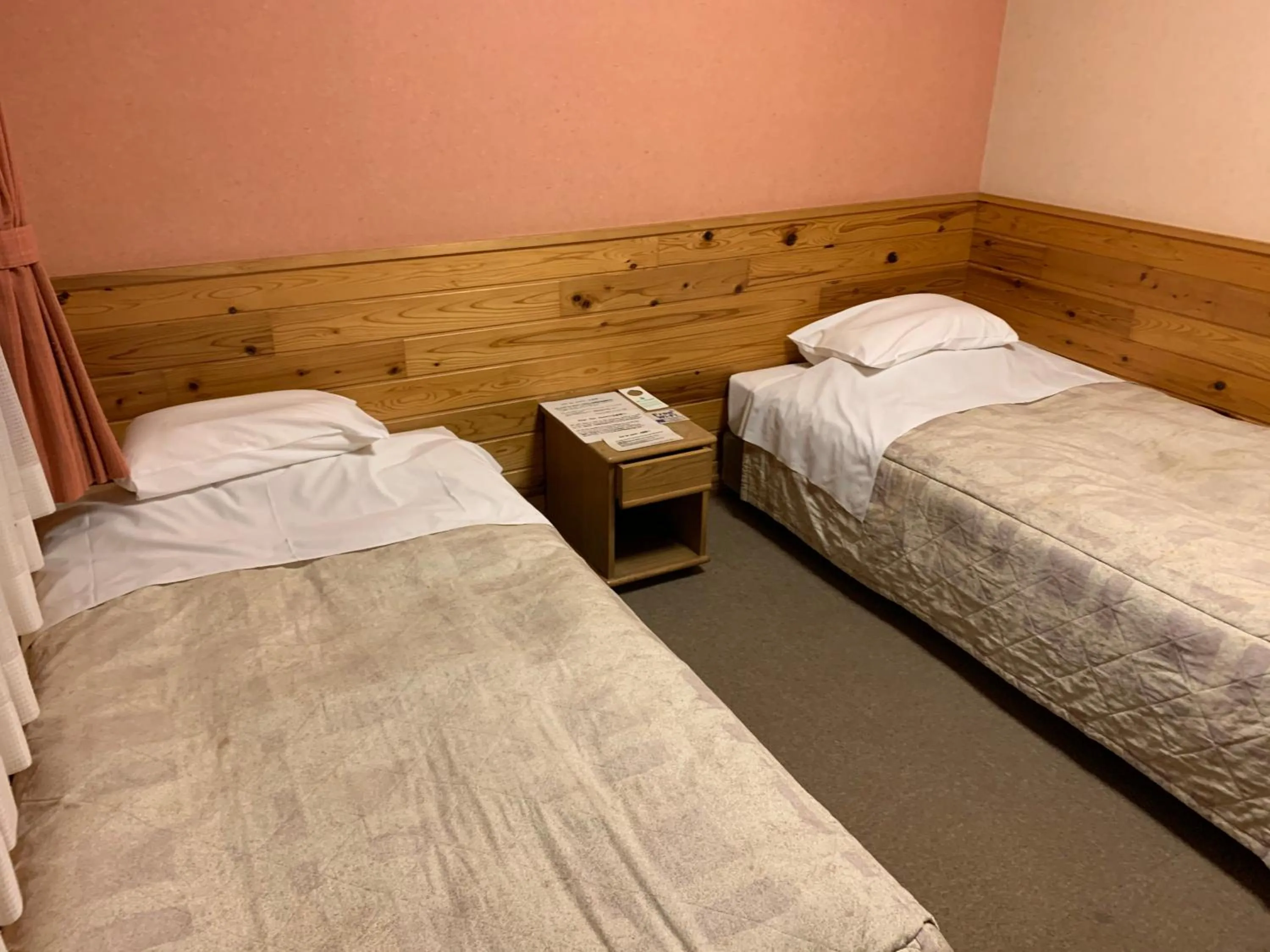 Bed in Turtle Inn Nikko