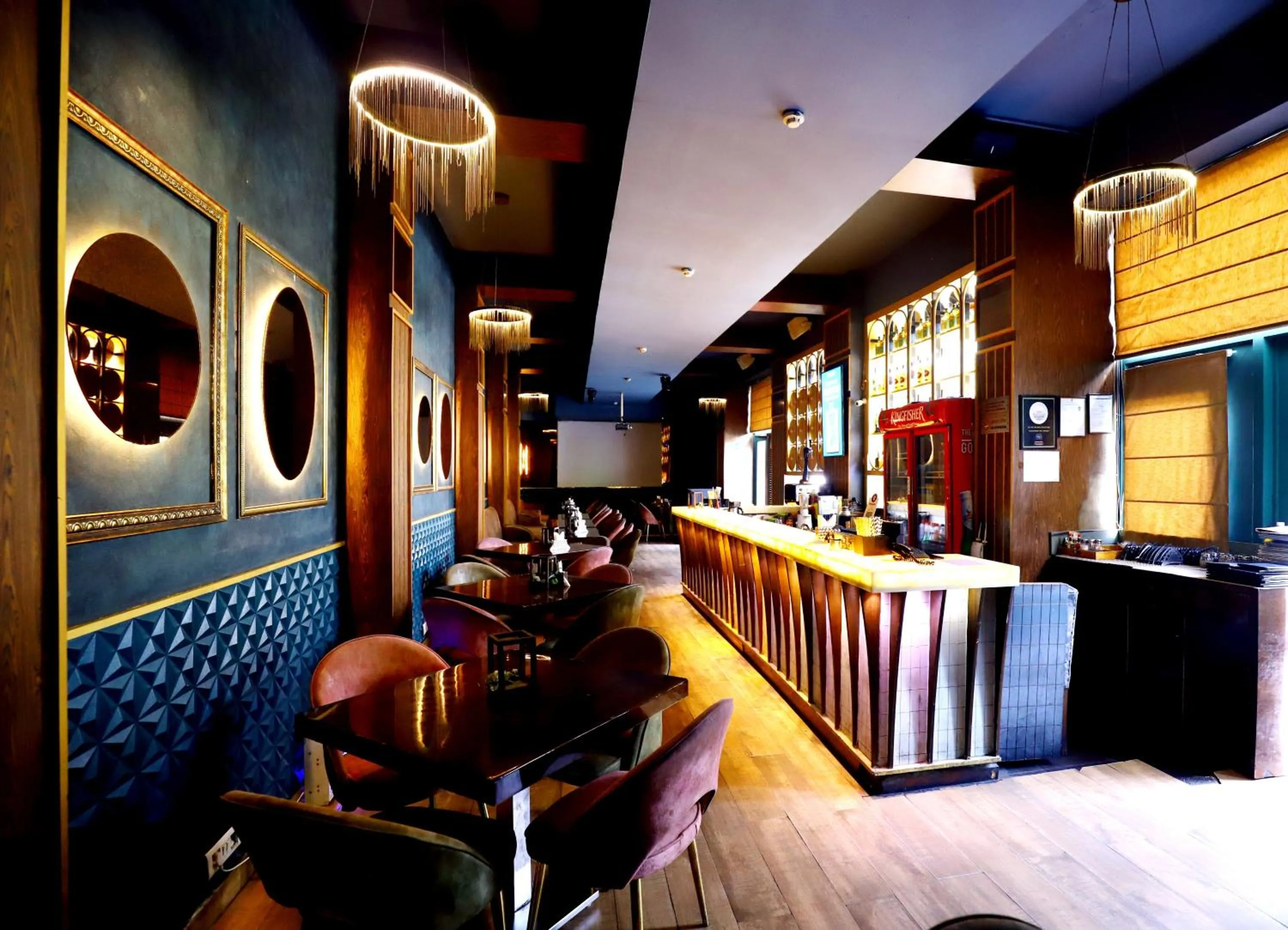 Restaurant/places to eat in The Corus Hotel