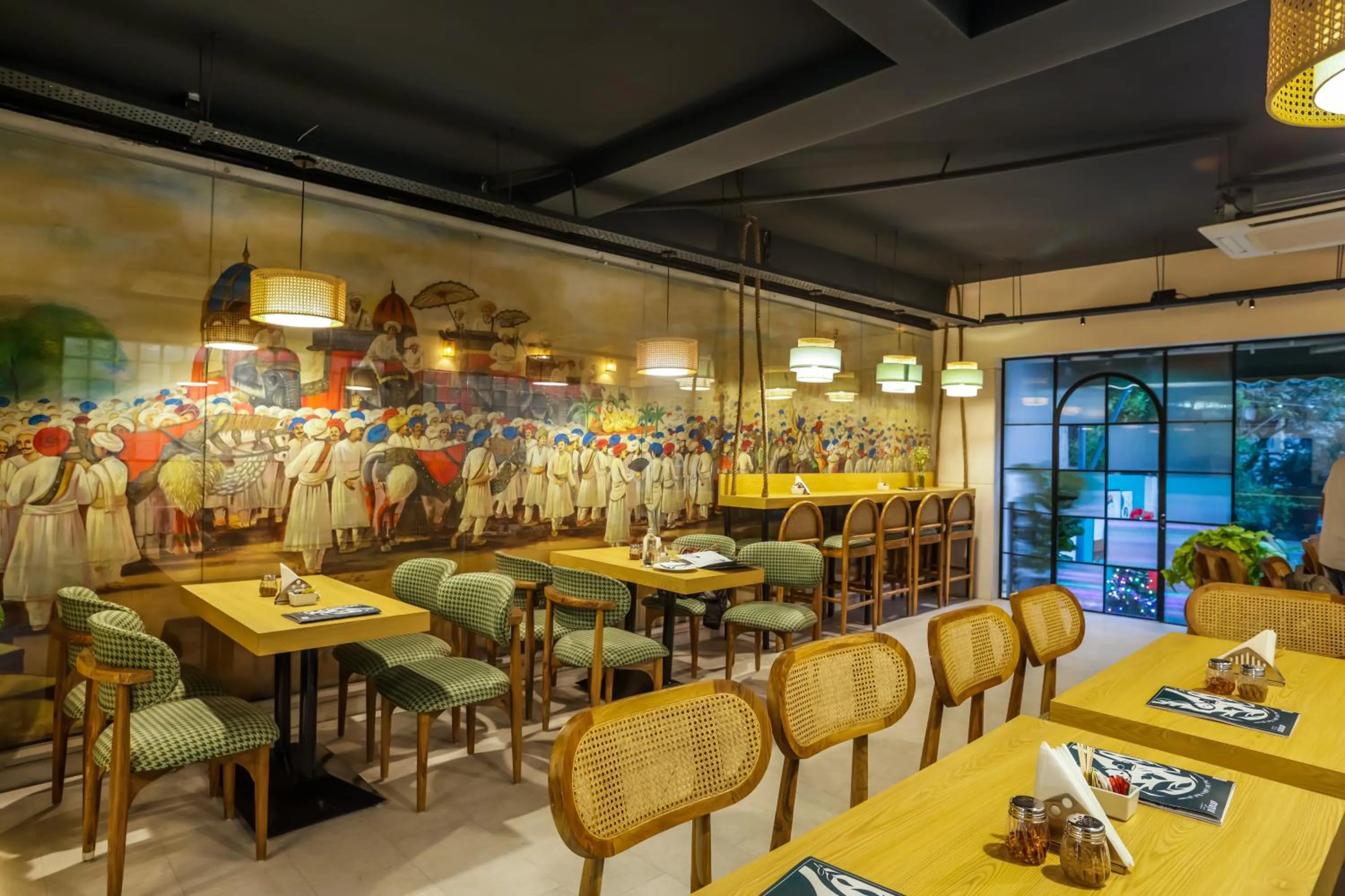 Restaurant/places to eat in Amber Inn by Orion Hotels