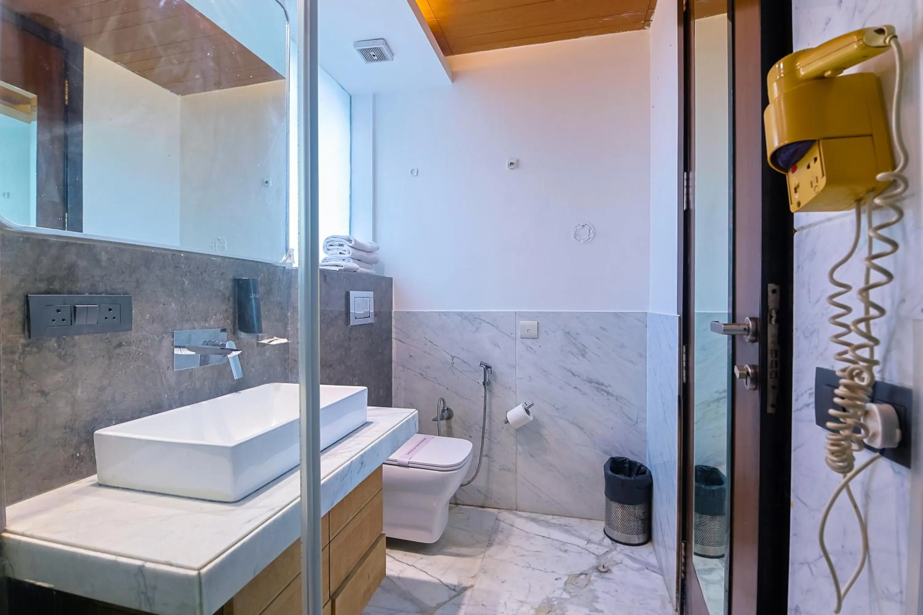 Bathroom in Amber Inn by Orion Hotels