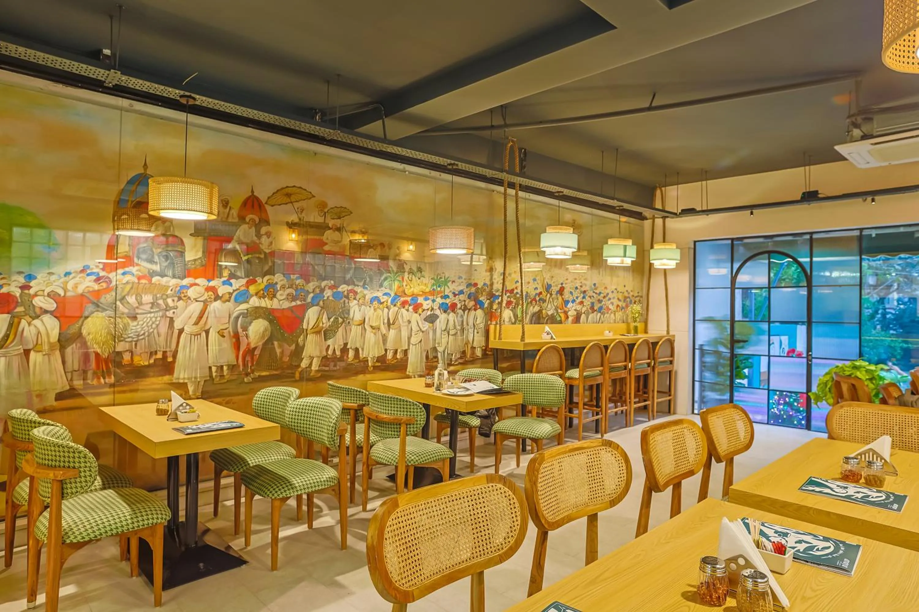 Restaurant/places to eat in Amber Inn by Orion Hotels