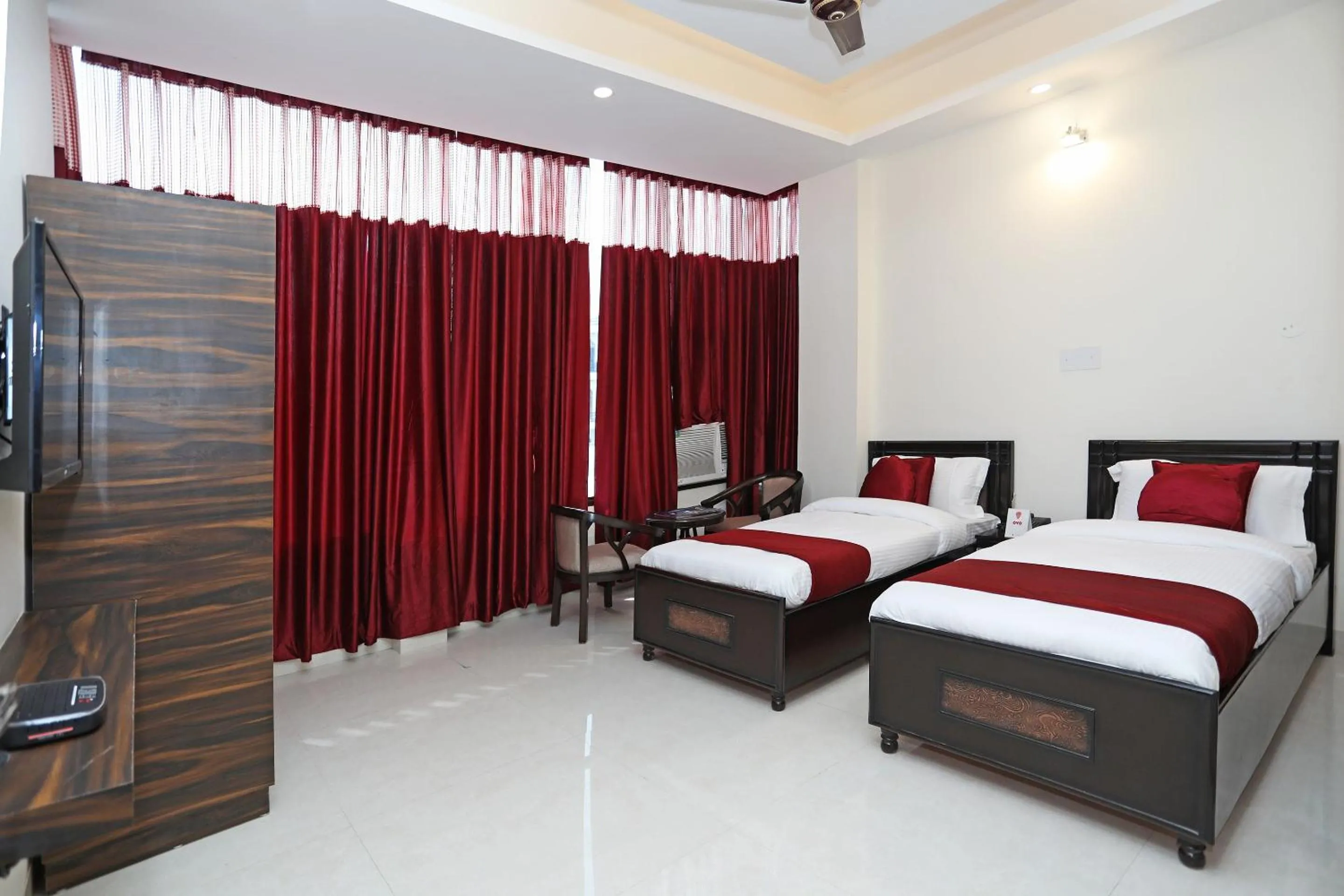 Super Hotel O Royal Inn
