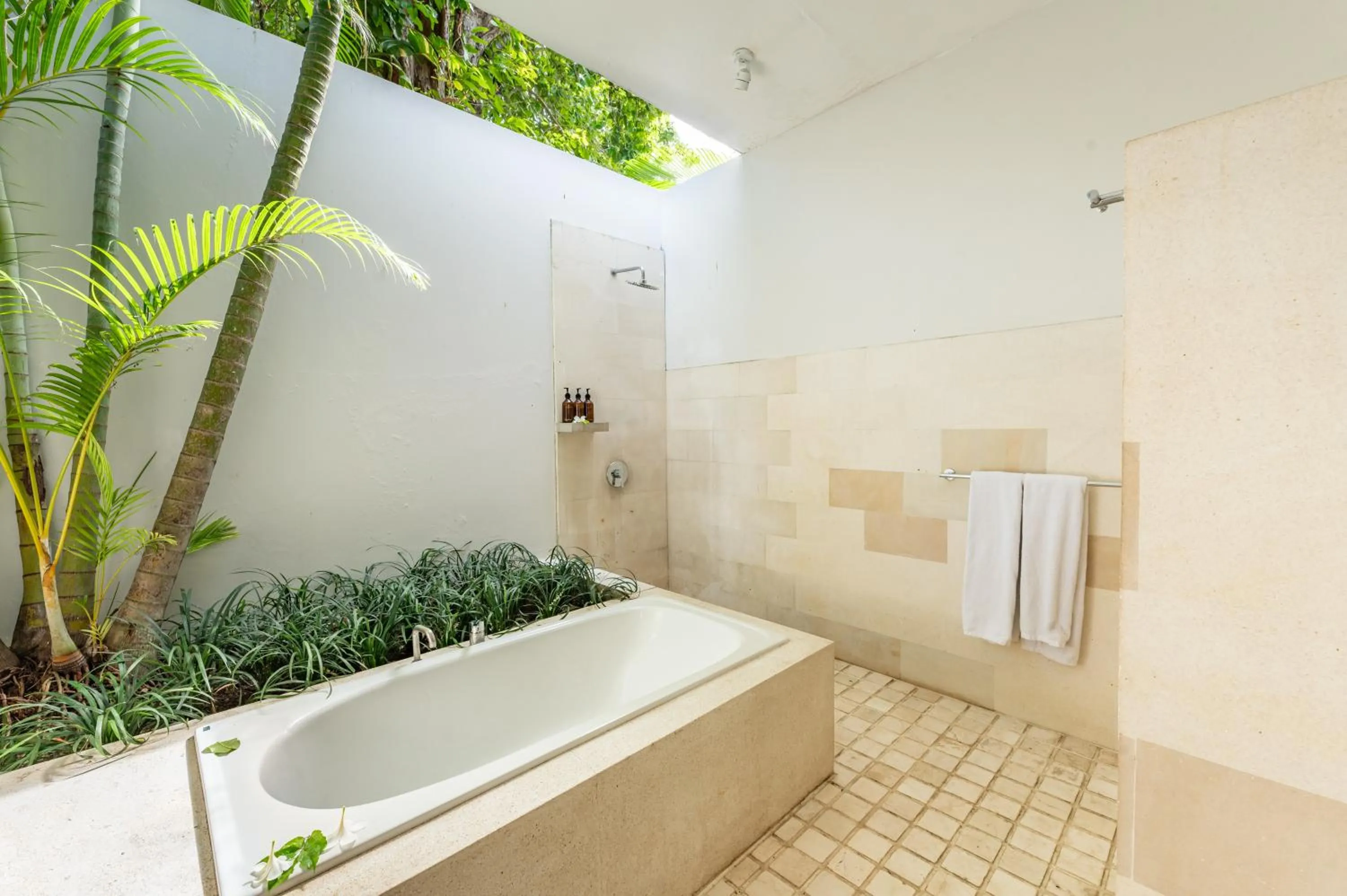 Bathroom in Villa Coco Bali