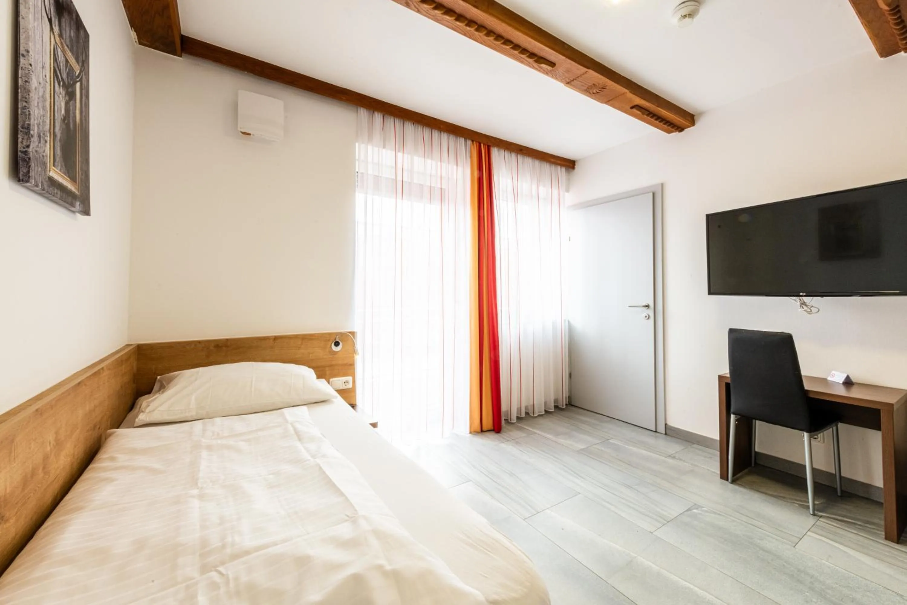 Bed in Wels Inn Hotel