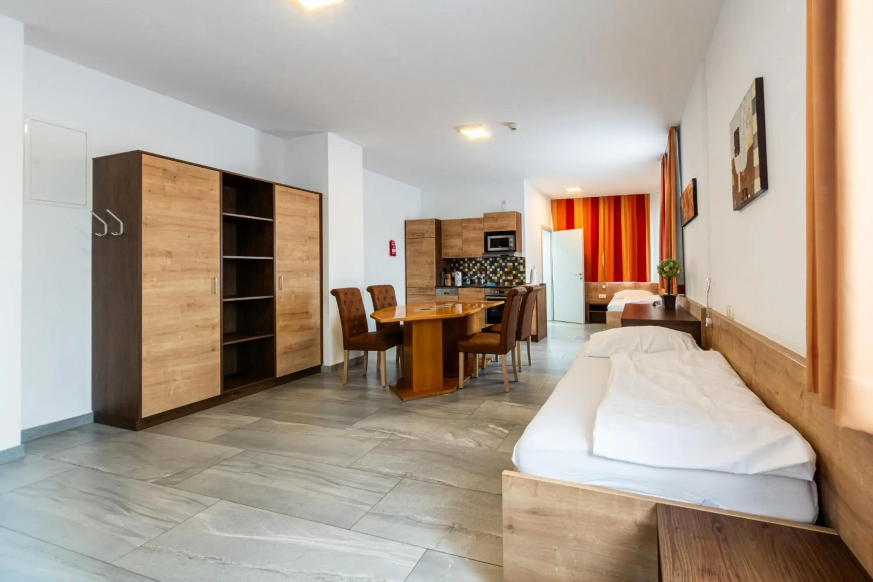 Two-Bedroom Apartment in Wels Inn Hotel Two-Bedroom Apartment in Wels Inn Hotel