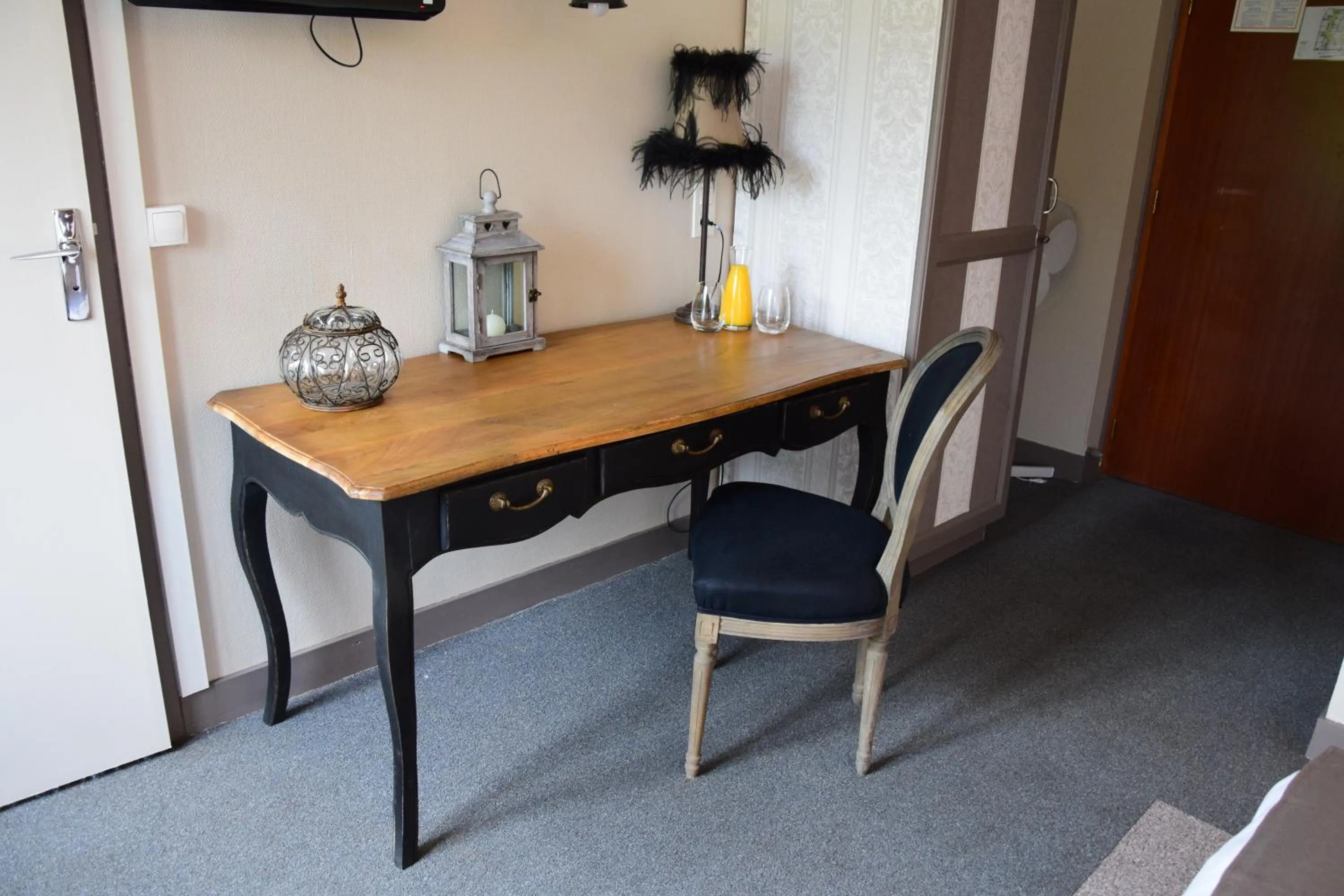 Bedroom in Le Petit Relais