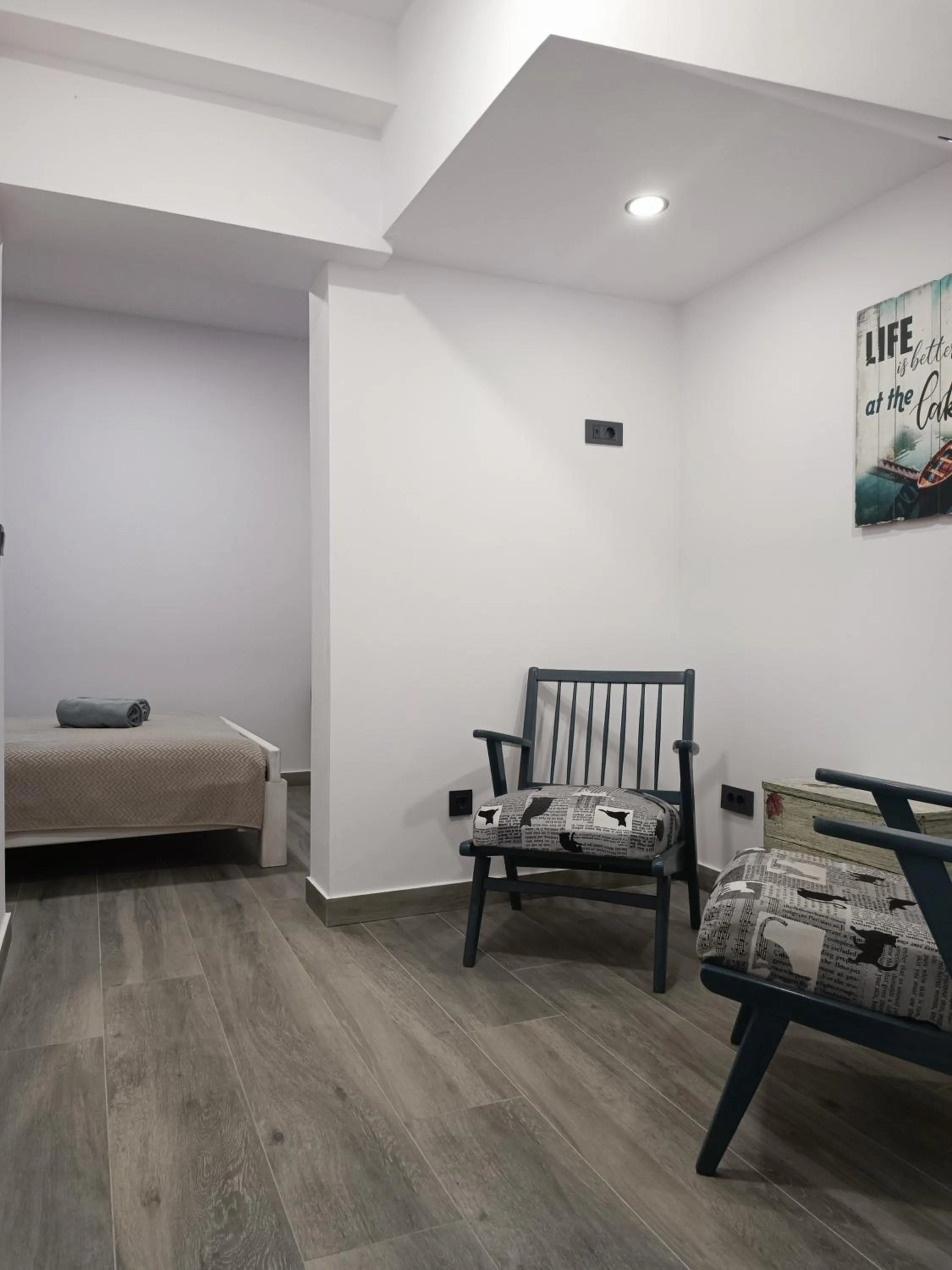 Seating area in Rooms Madison