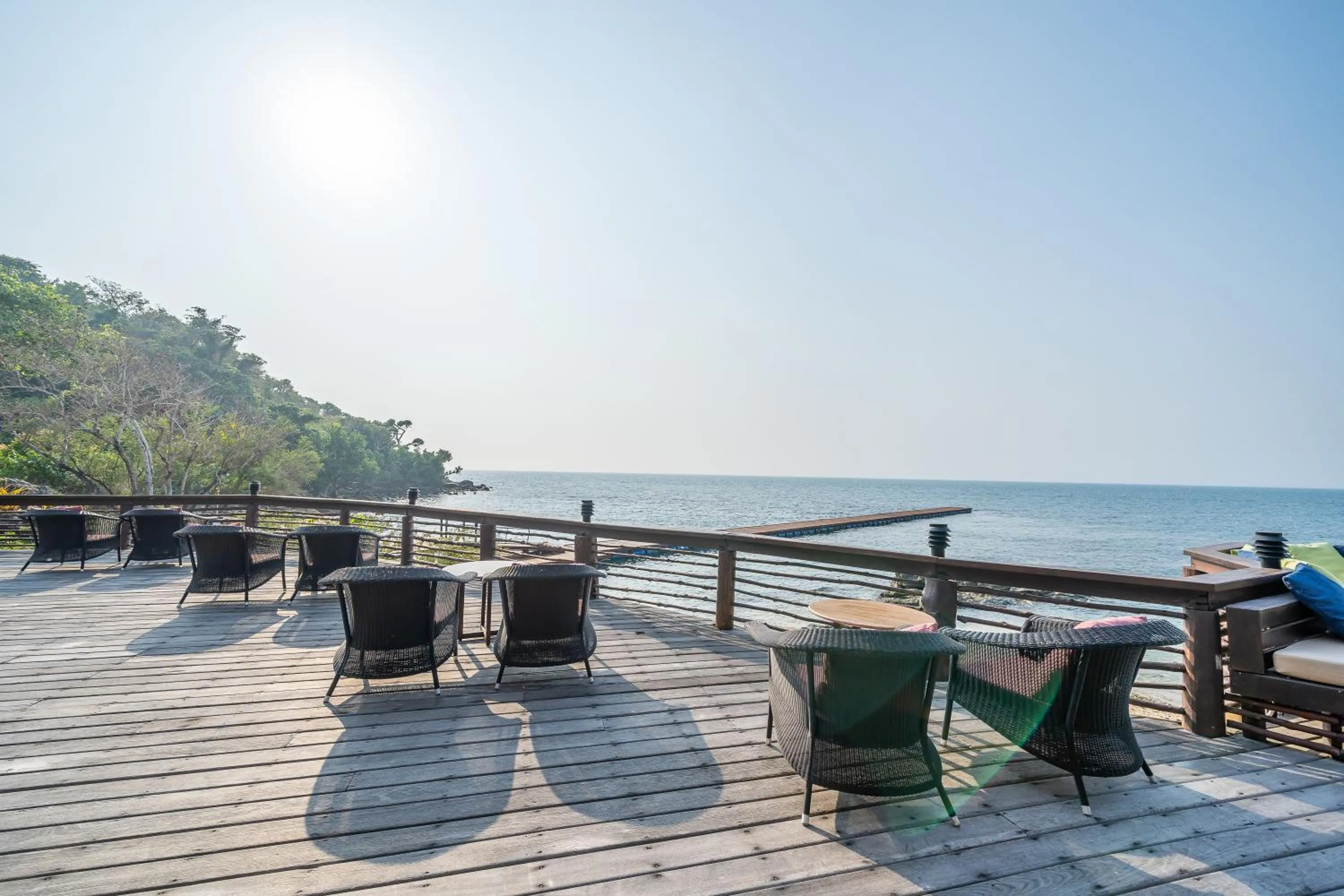 Lounge or bar in Paradee