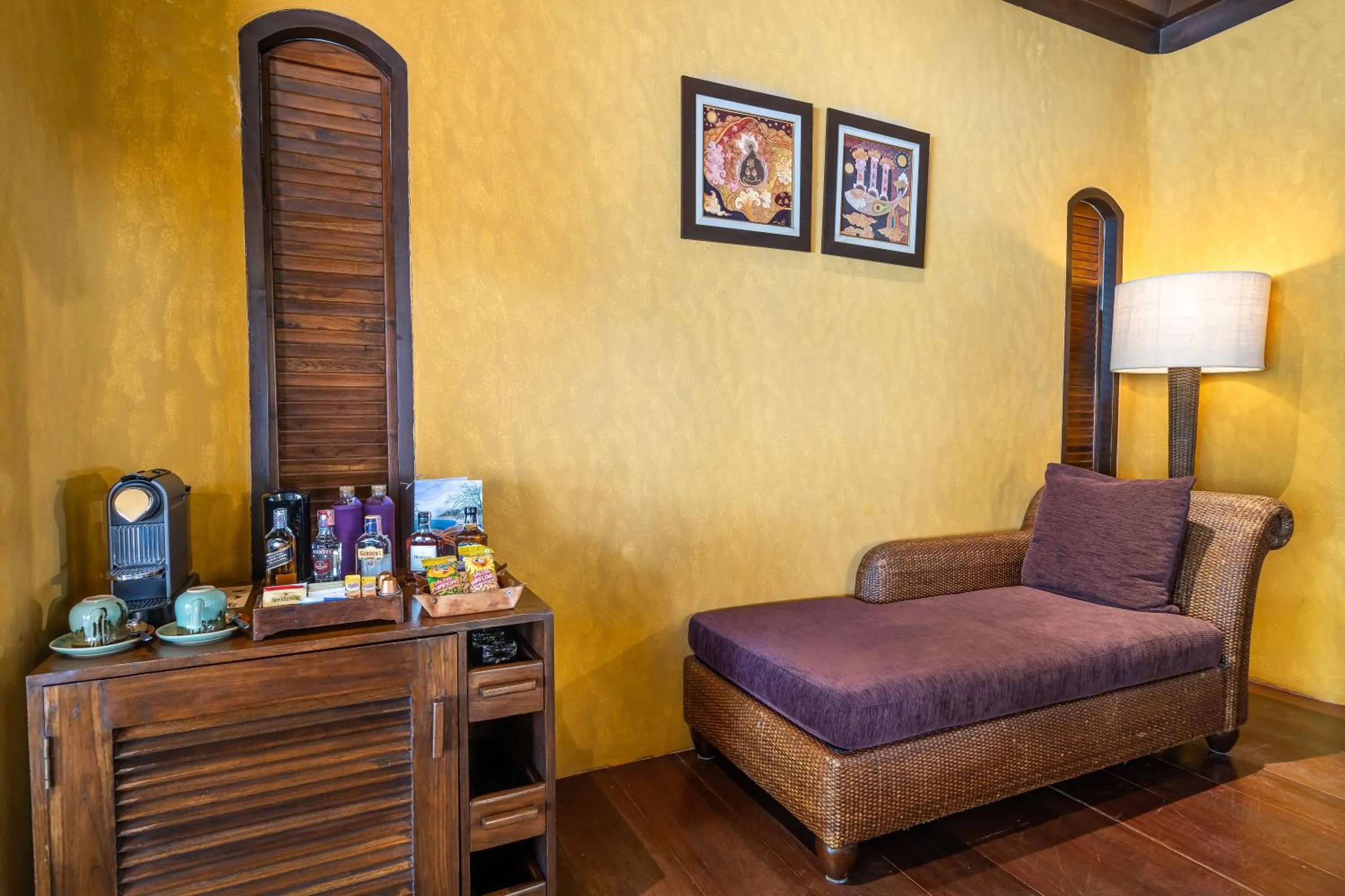 Coffee/tea facilities in Paradee