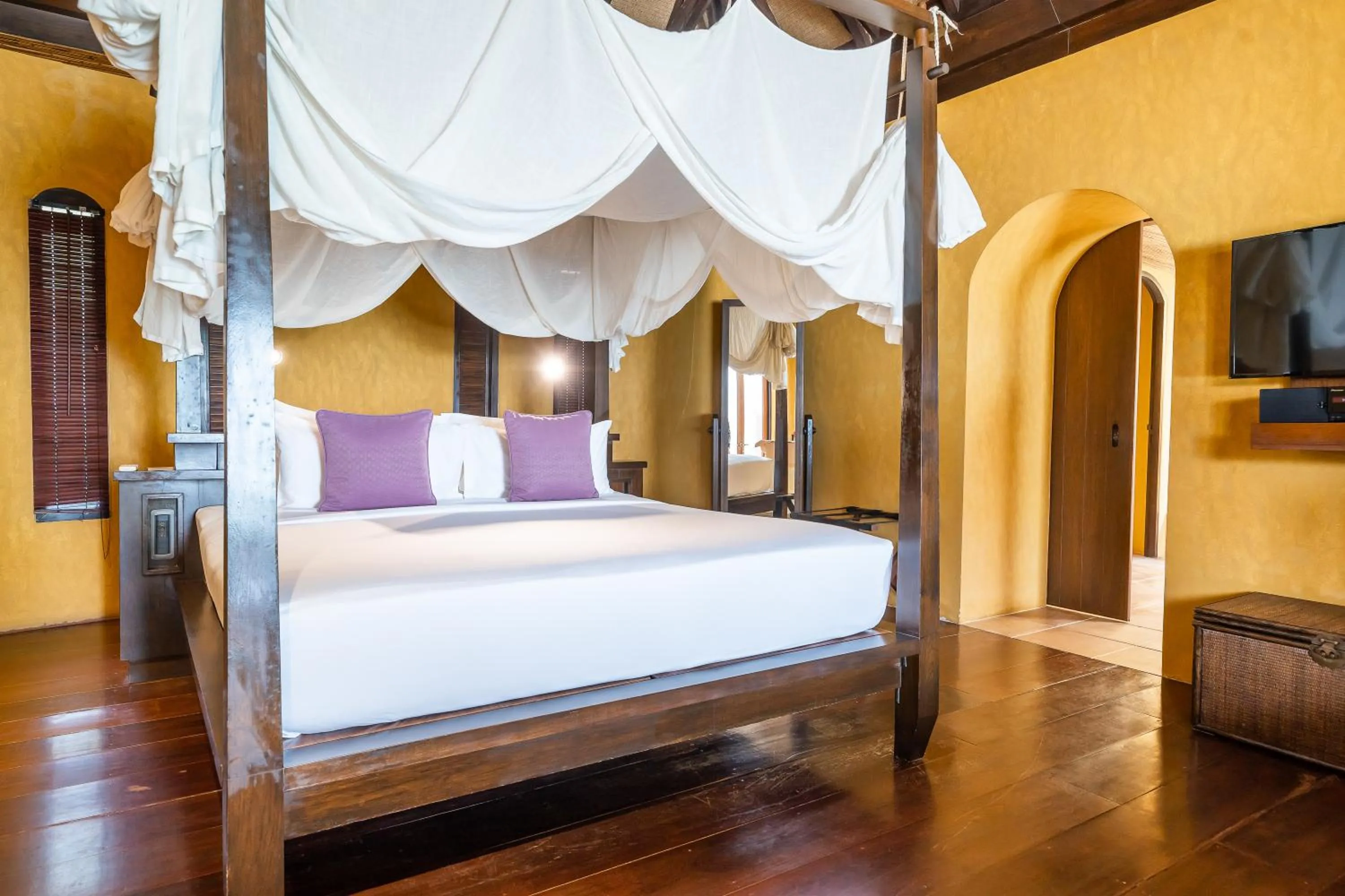 Bedroom, Bed in Paradee