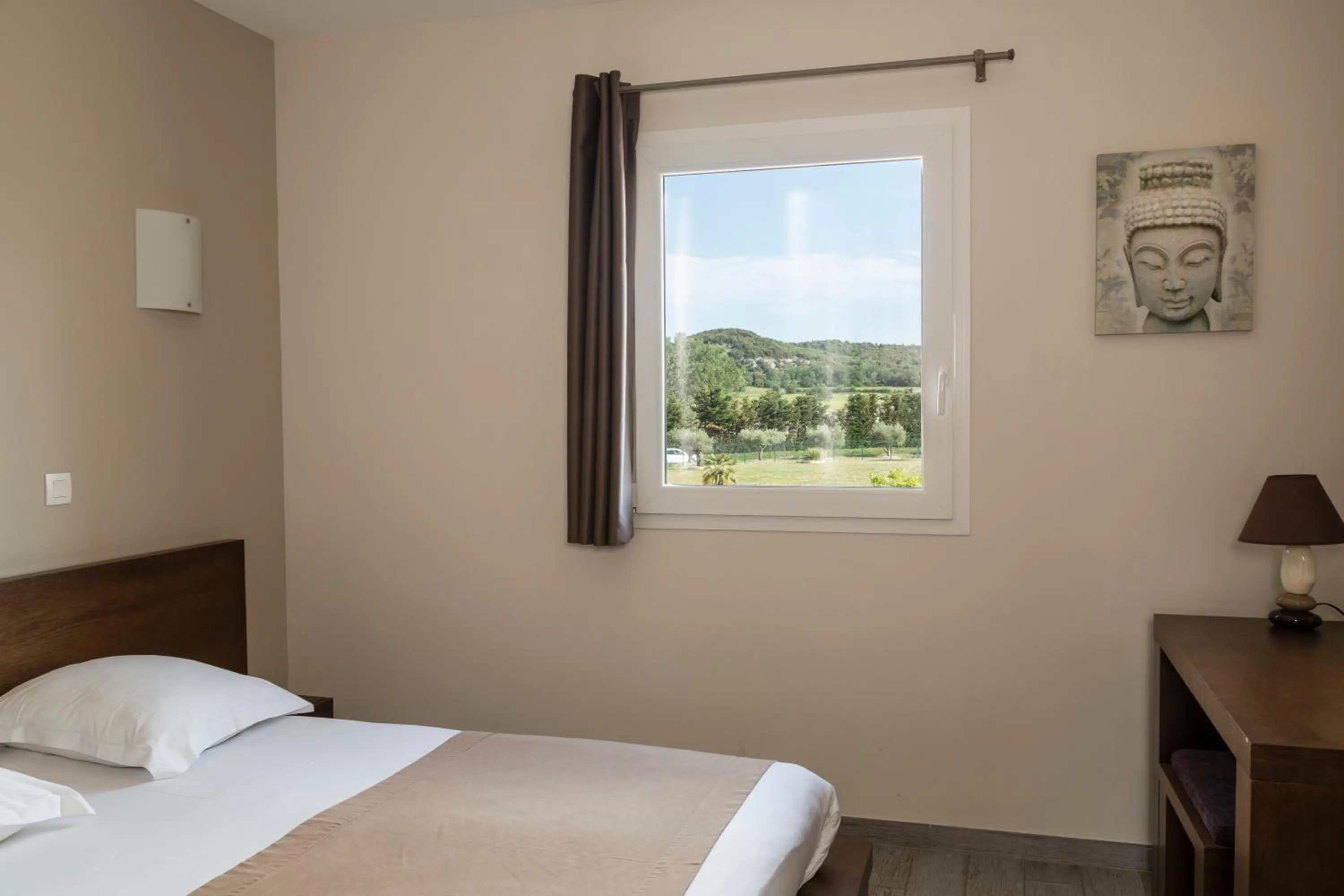 View (from property/room), Bed in Le Ya'Tis