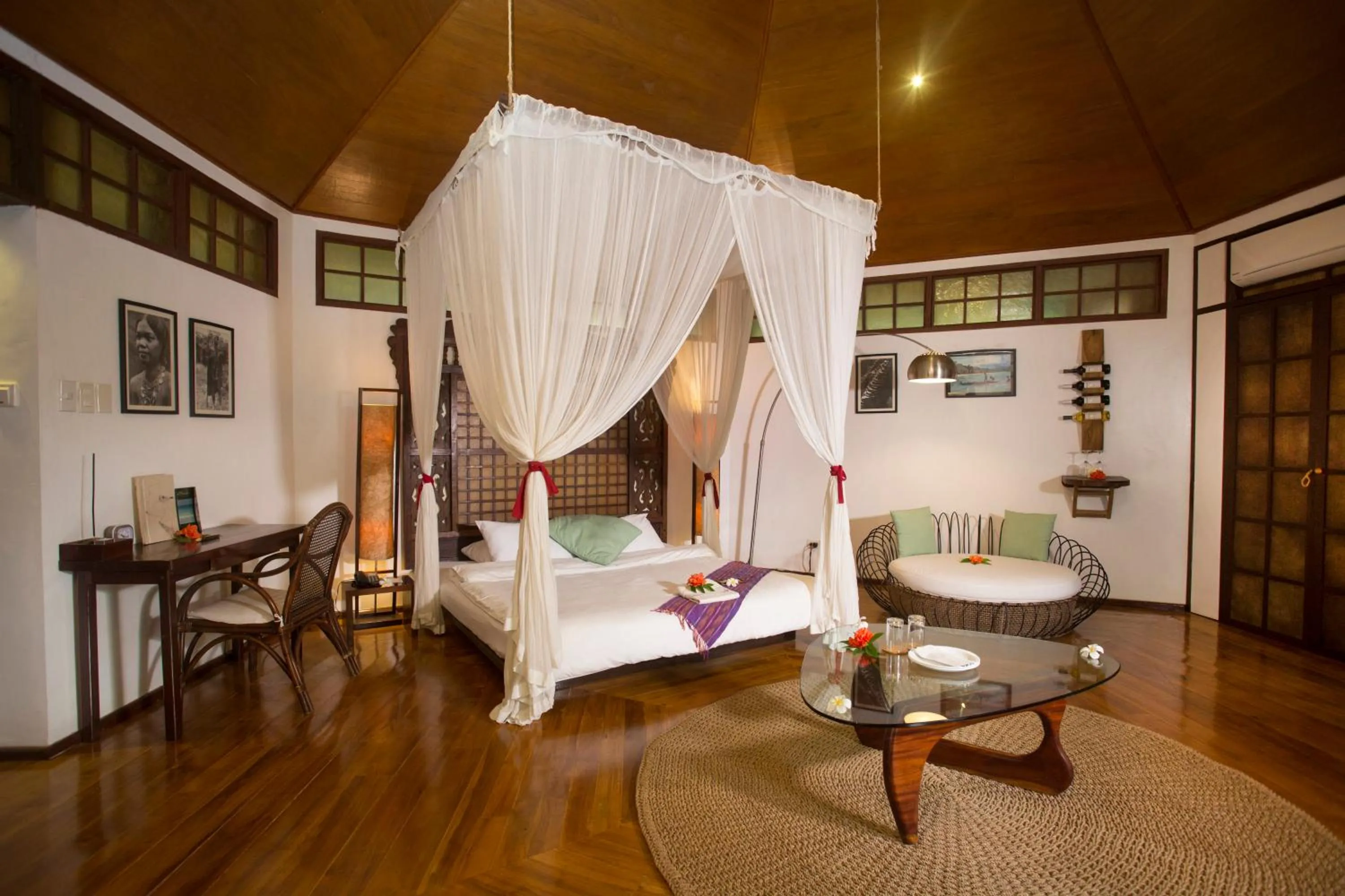 Bed in Mandala Spa & Resort Villas