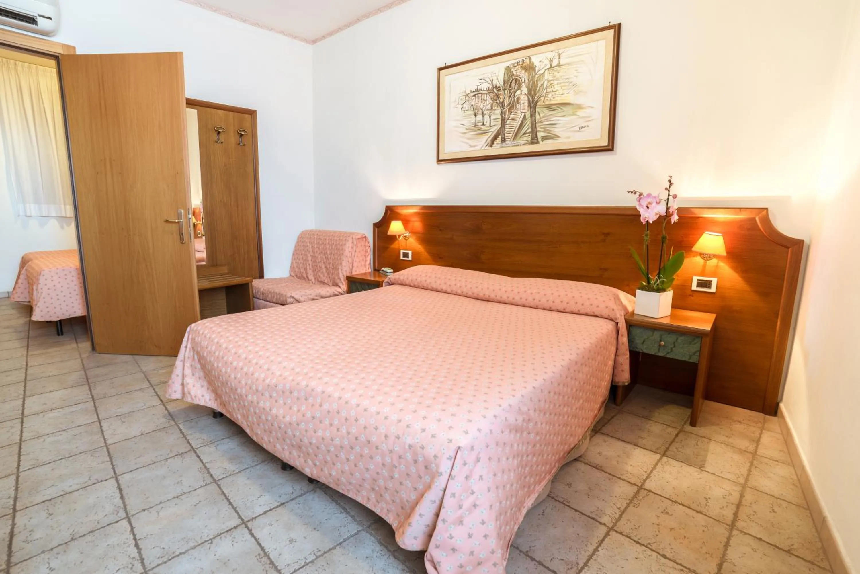 Bed in Hotel San Pietro