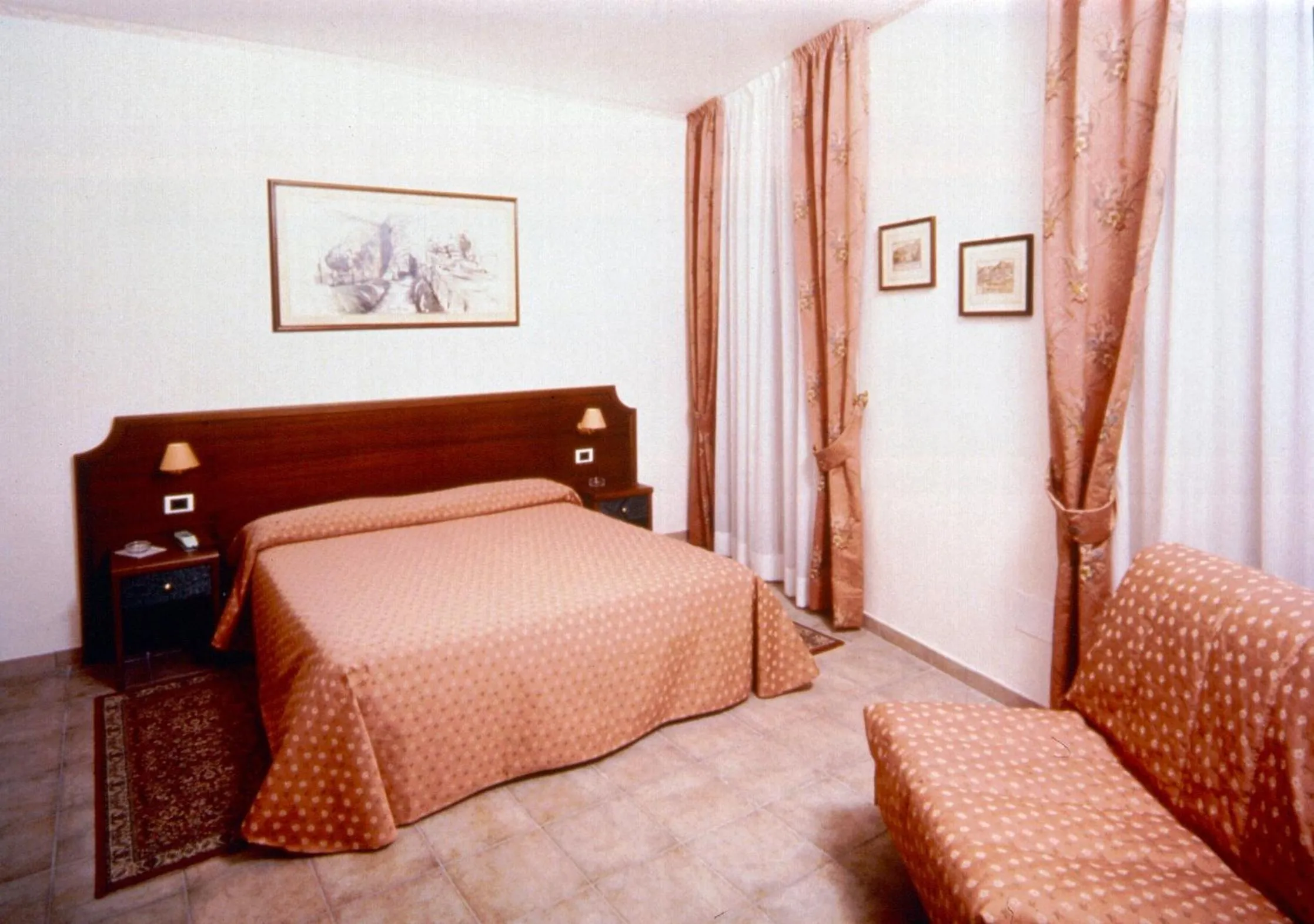 Bed in Hotel San Pietro
