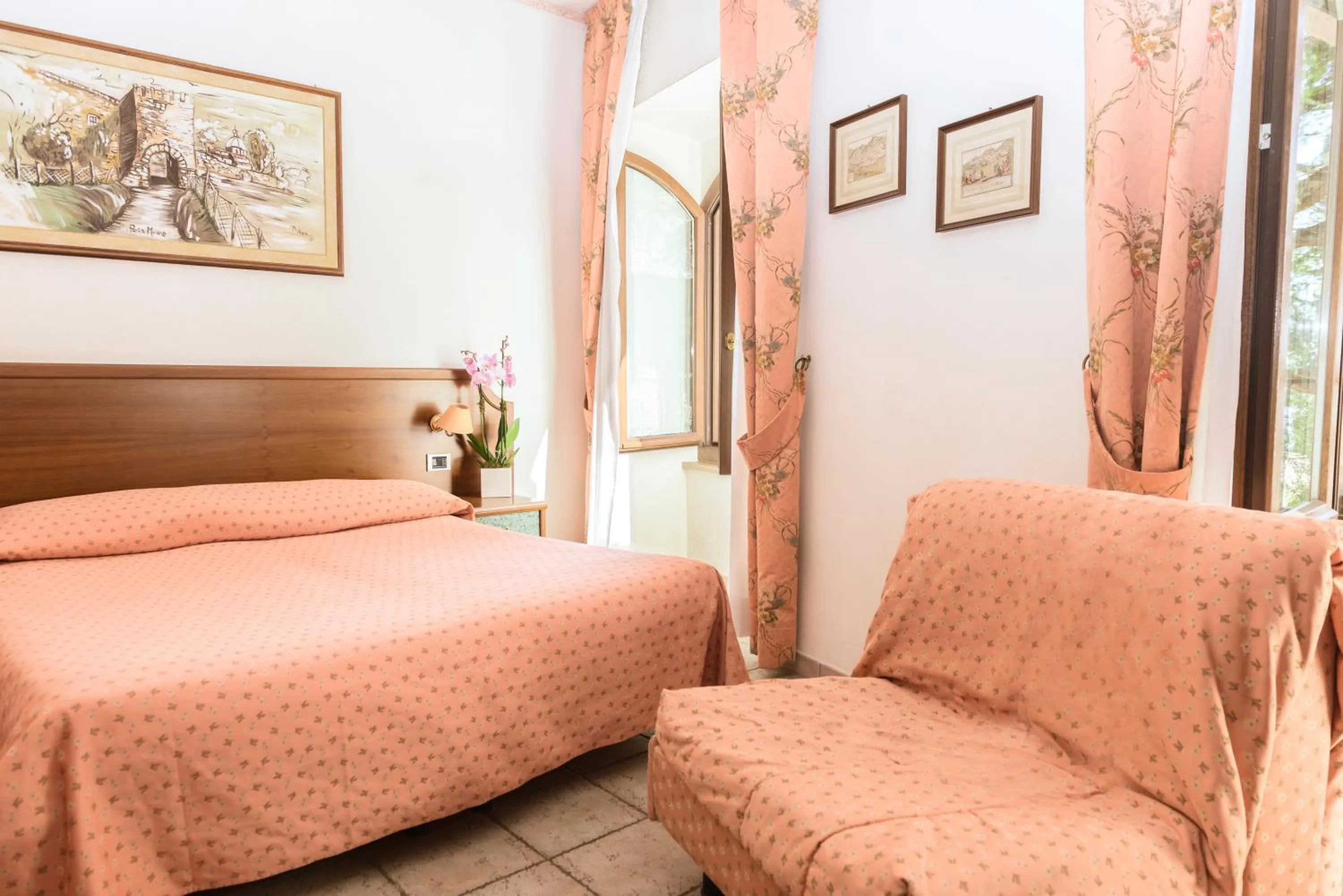 Bed in Hotel San Pietro