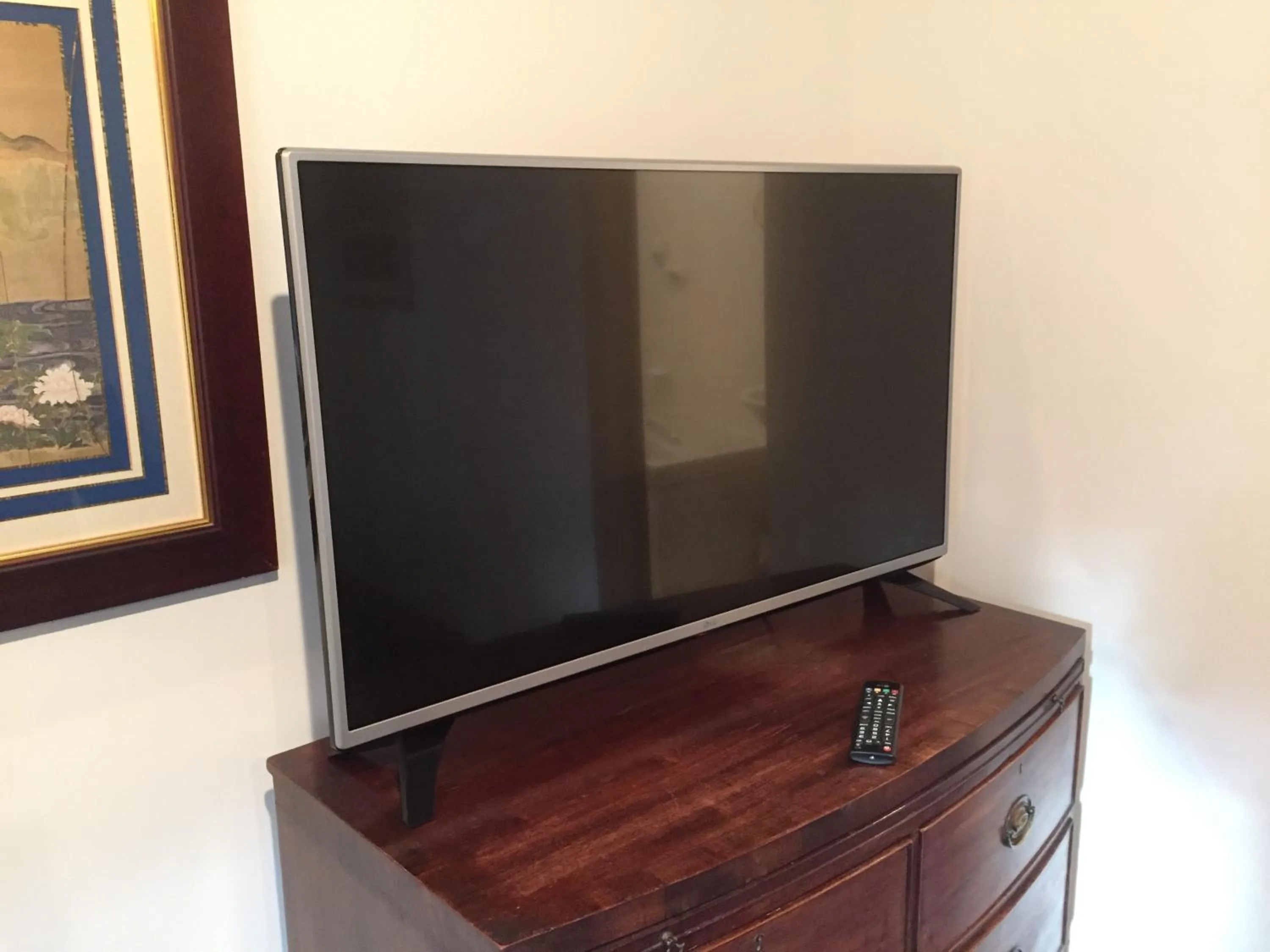 Bedroom in Cross Keys Hotel Chatteris