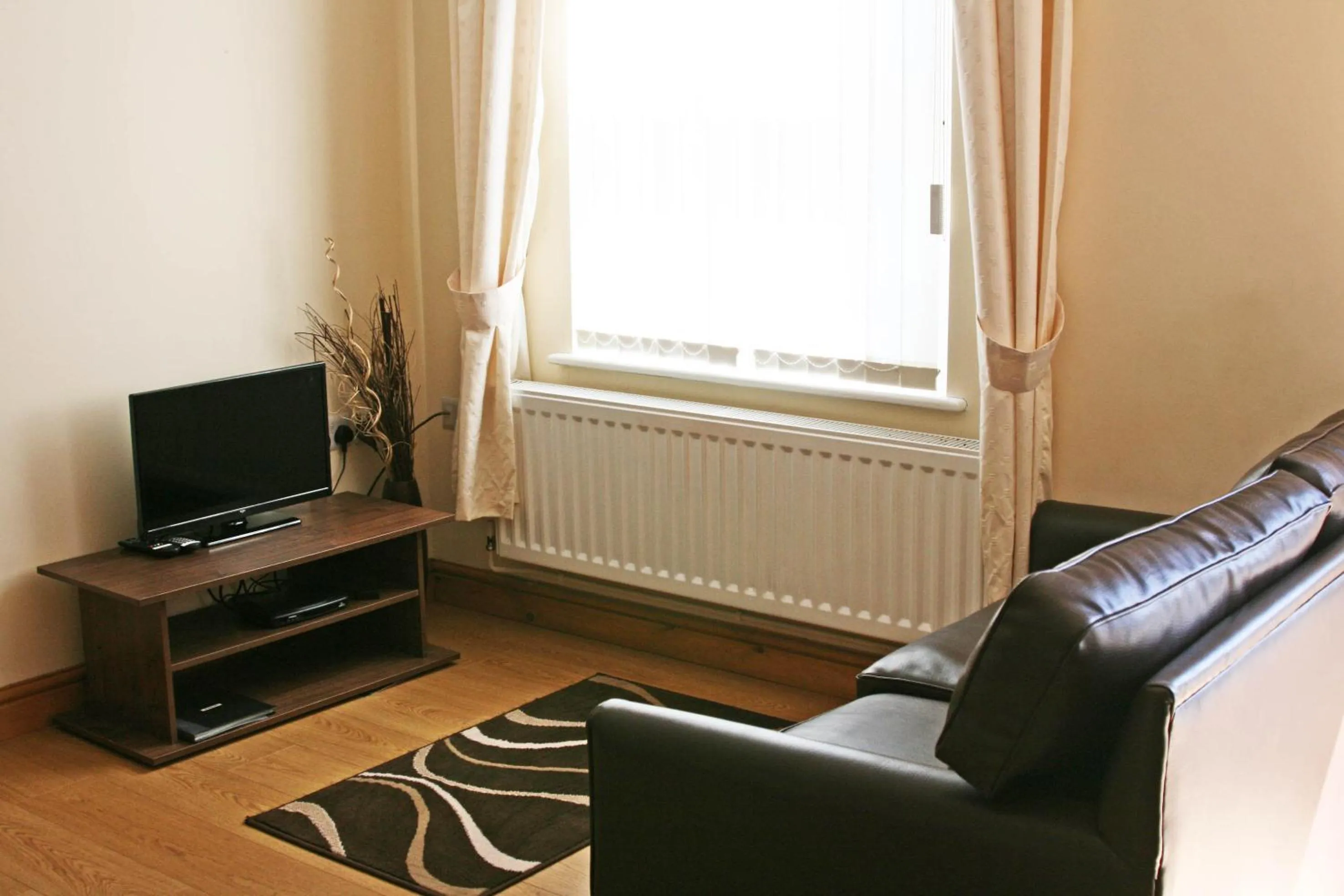 Living room in The Gremlin Lodge