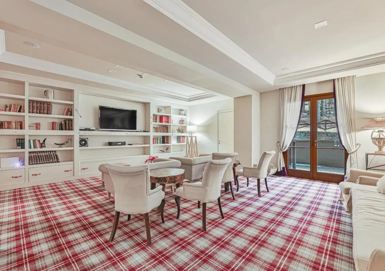 Seating area in Val di Luce SPA Resort