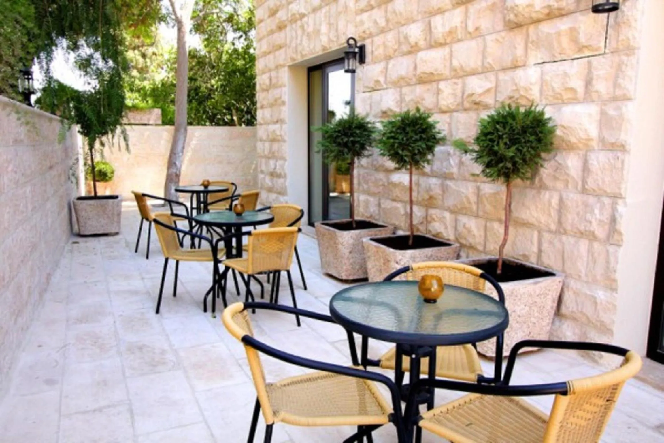 Garden in Jabal Amman Hotel (Heritage House)