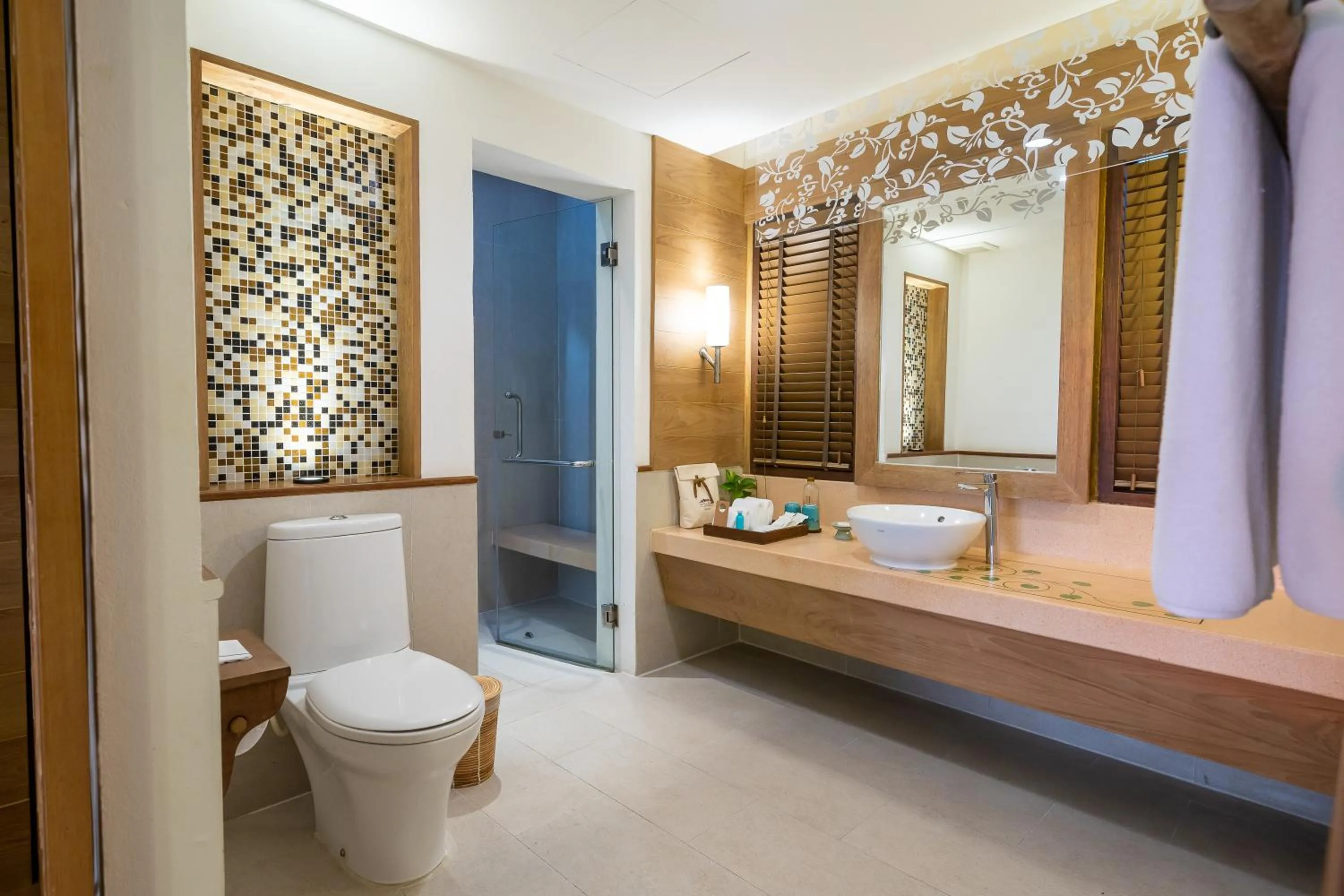 Bathroom in Ao Prao Resort