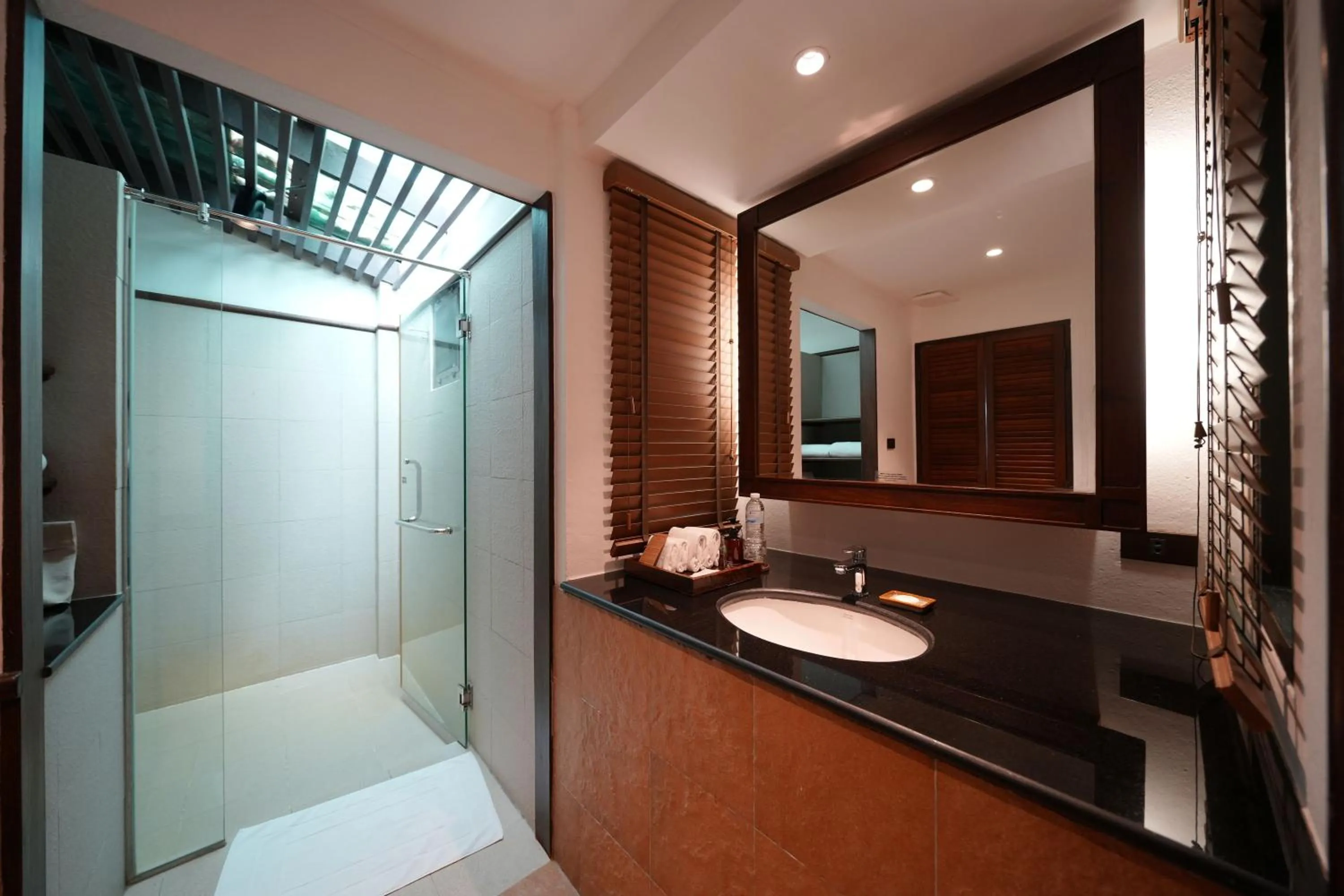 Shower in Ao Prao Resort