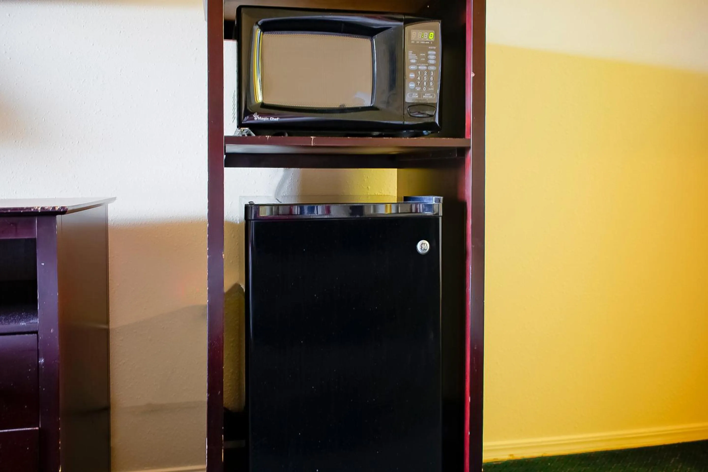 Bedroom in Duncan Inn by OYO, OK - Hwy 81 Near Chisholm Casino