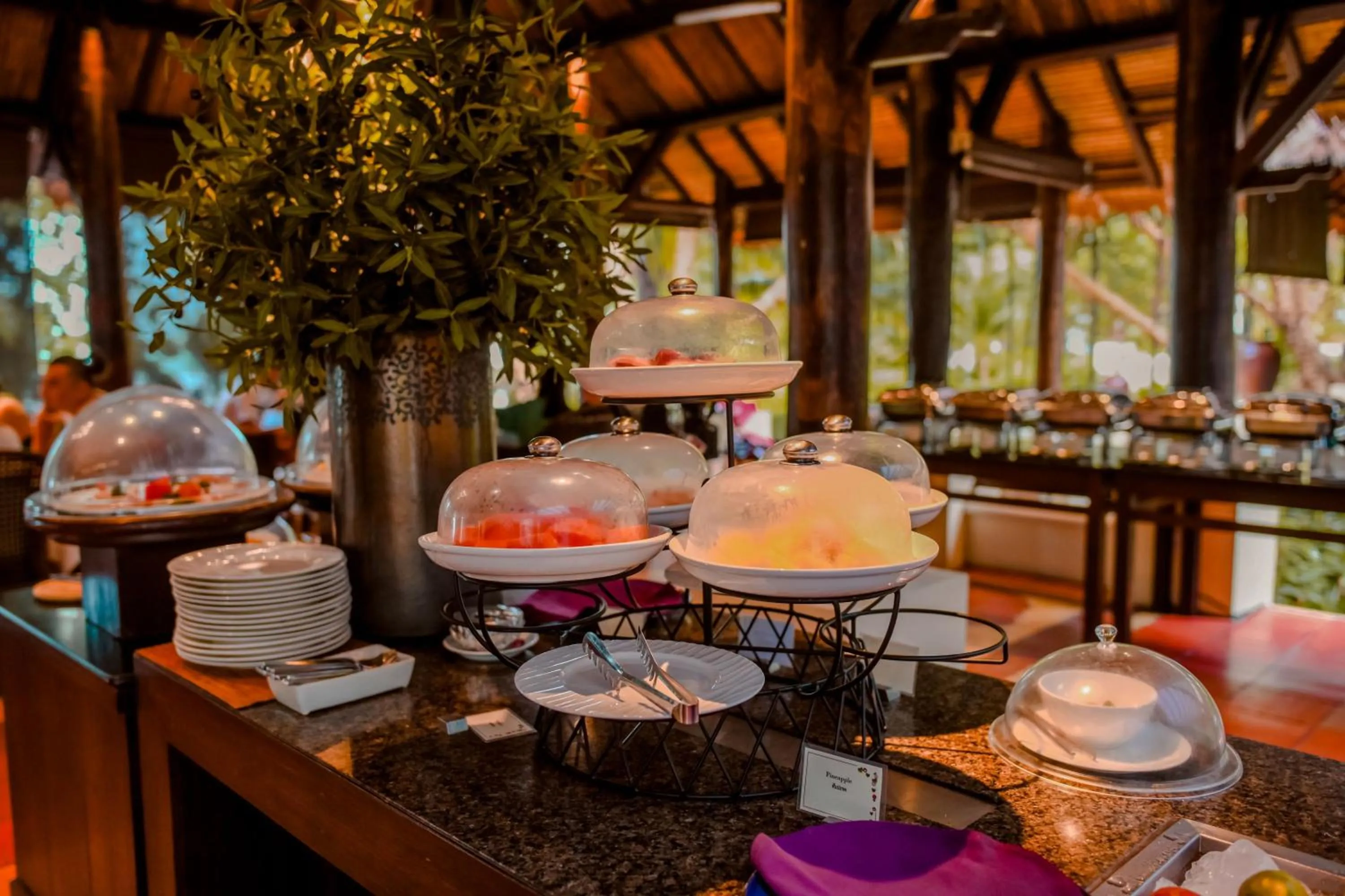 Restaurant/places to eat in Le Vimarn Cottages & Spa