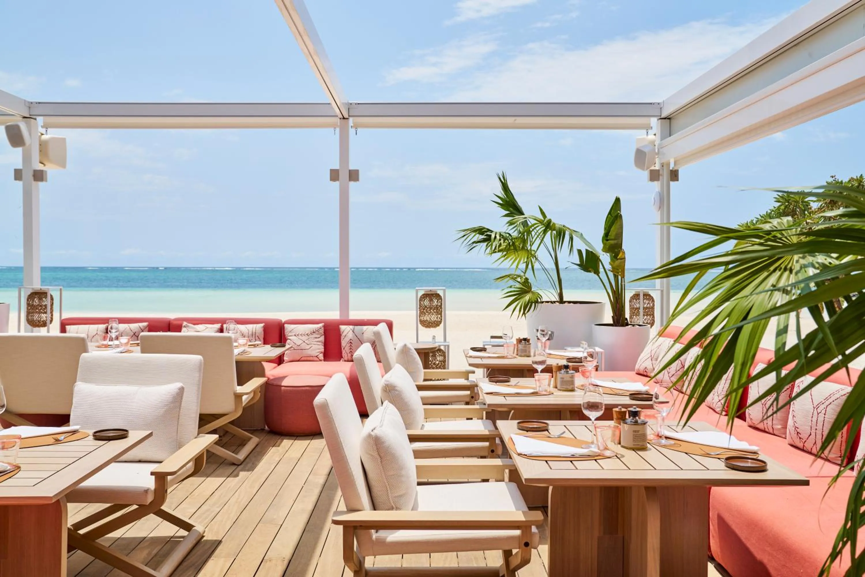 Restaurant/places to eat in LUX* Belle Mare Resort & Villas