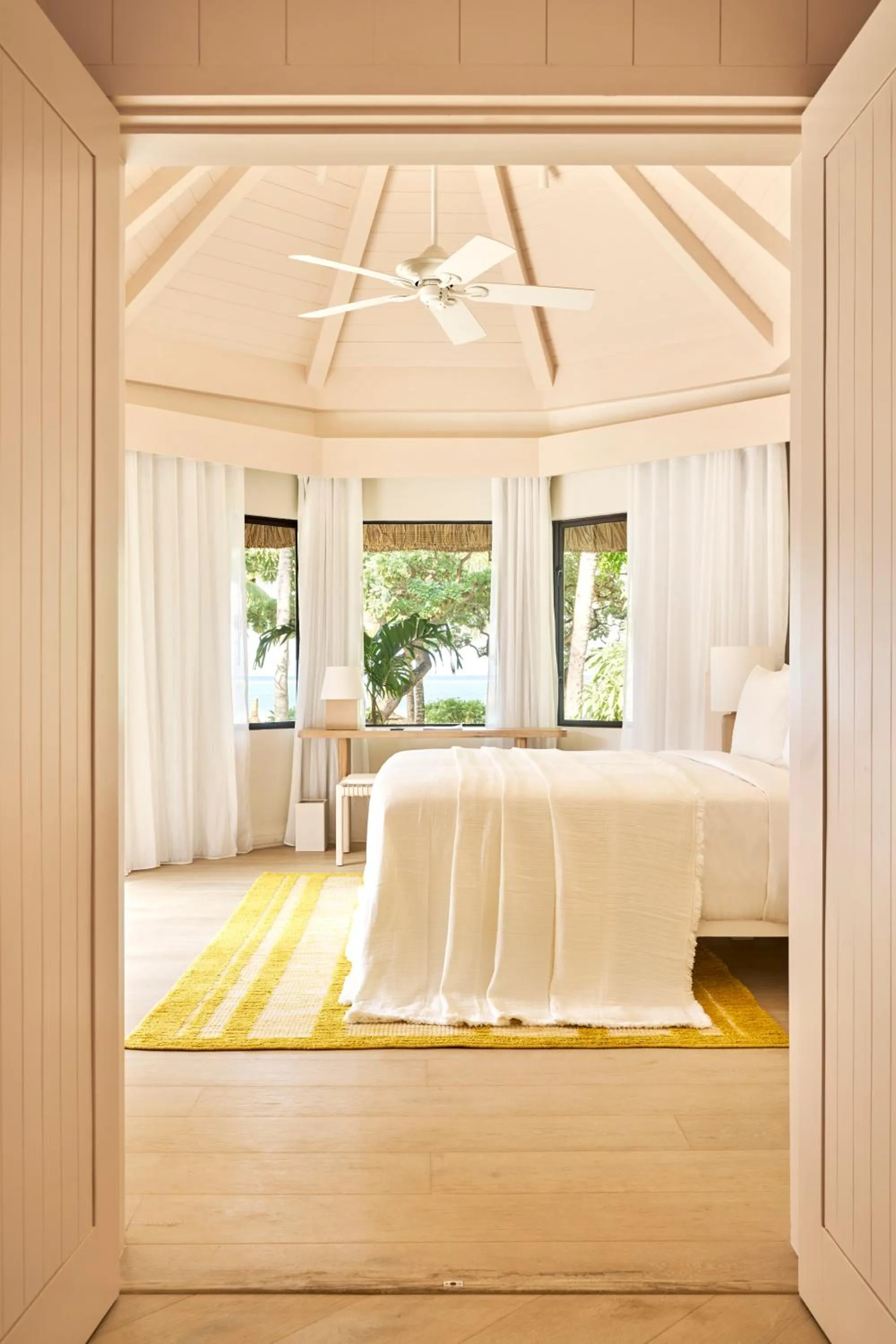 Bedroom, Bed in LUX* Belle Mare Resort & Villas