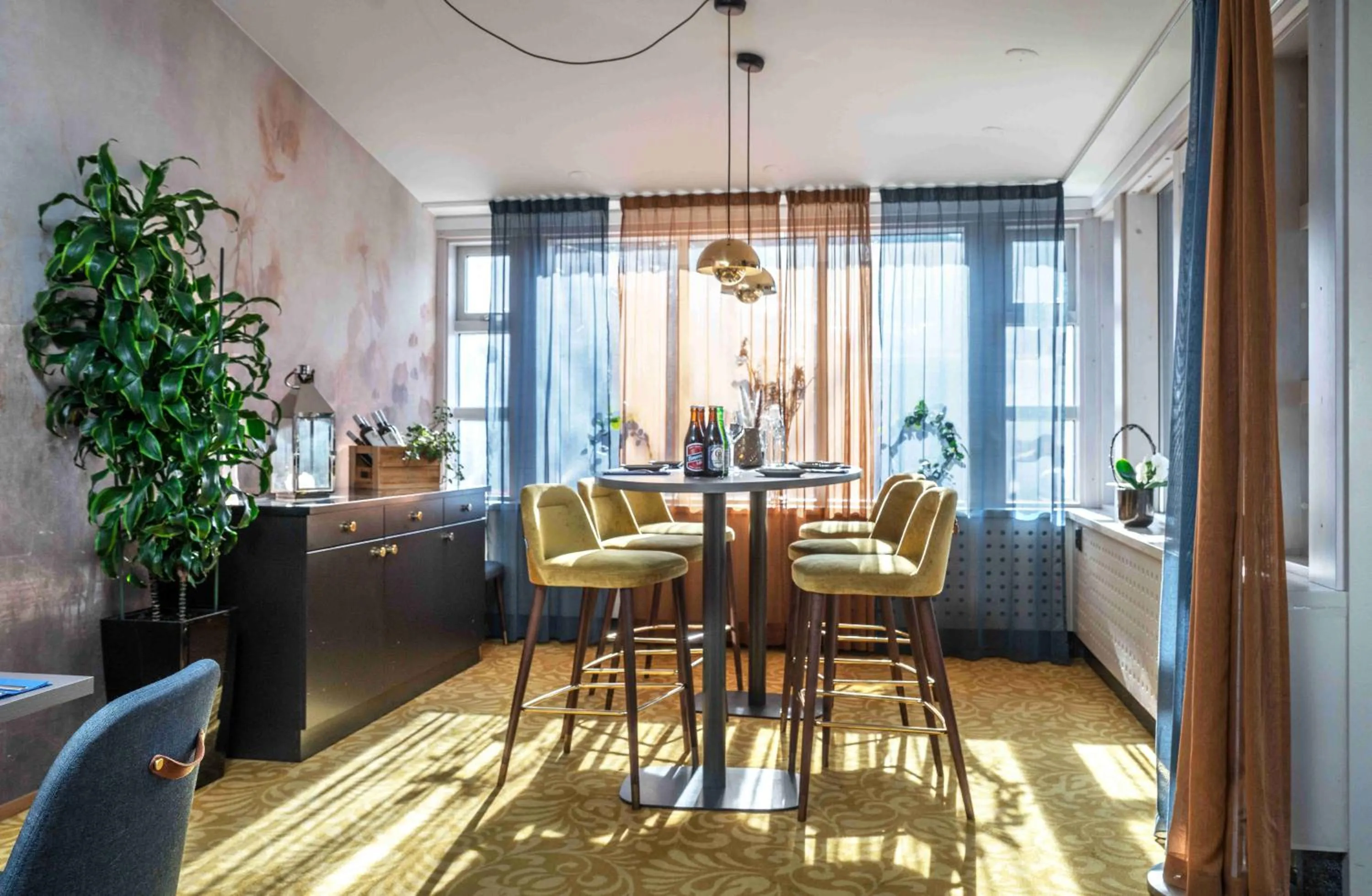 Lobby or reception in Thon Partner Hotel Dockyard