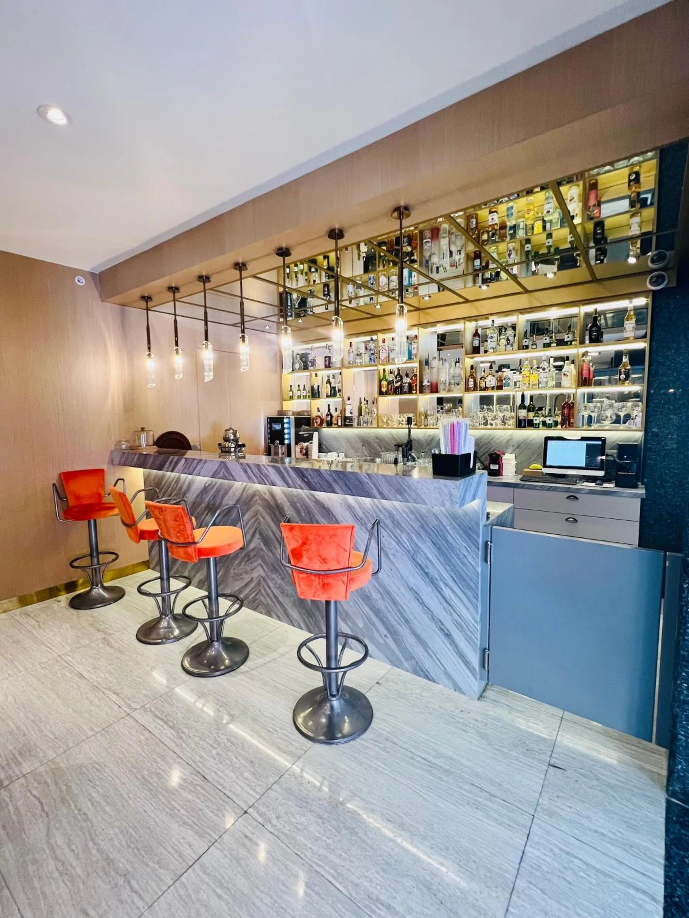 Lounge or bar in Seminal Hotel Taksim