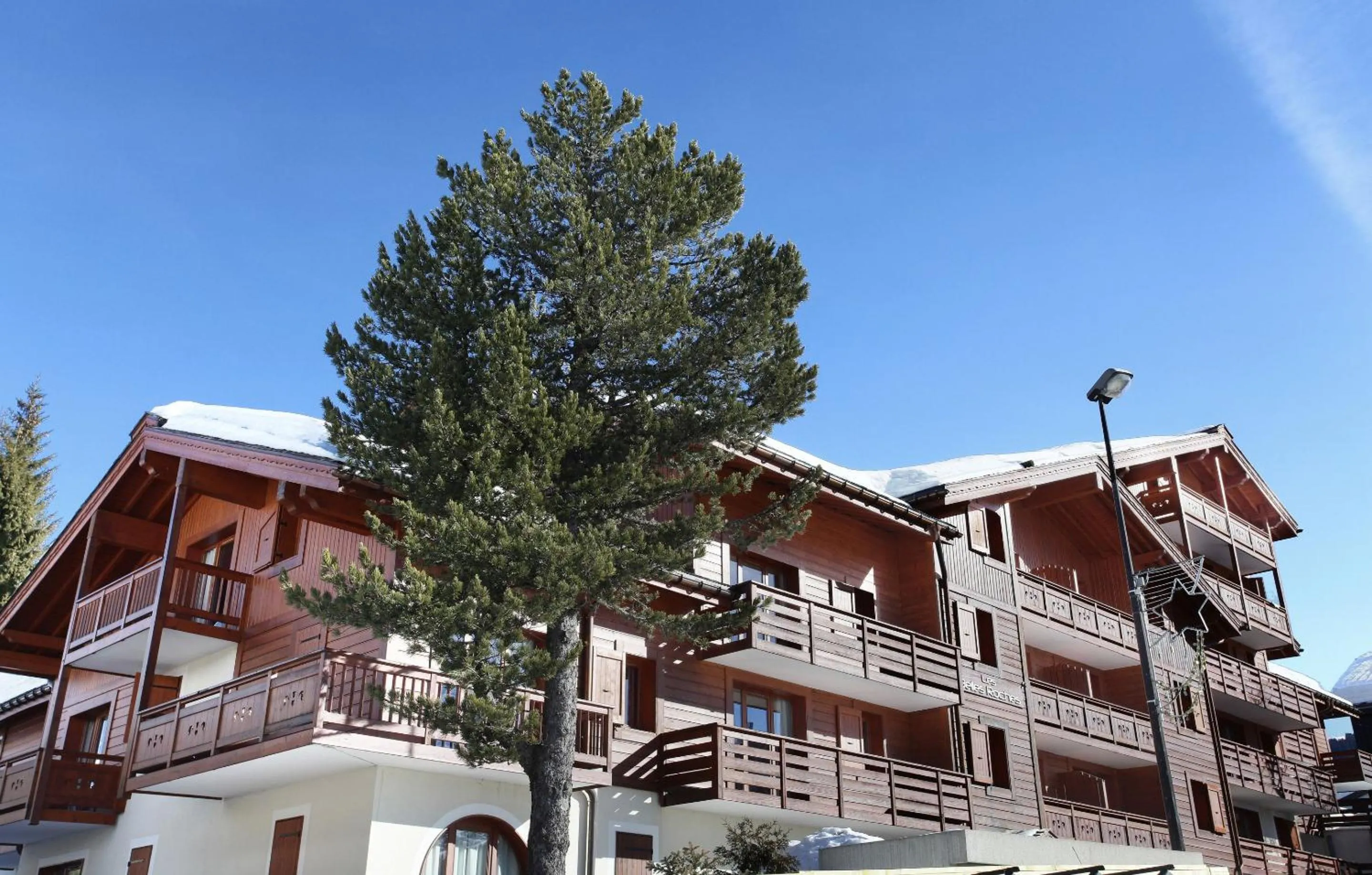 Facade/entrance in Résidence Odalys Les Belles Roches