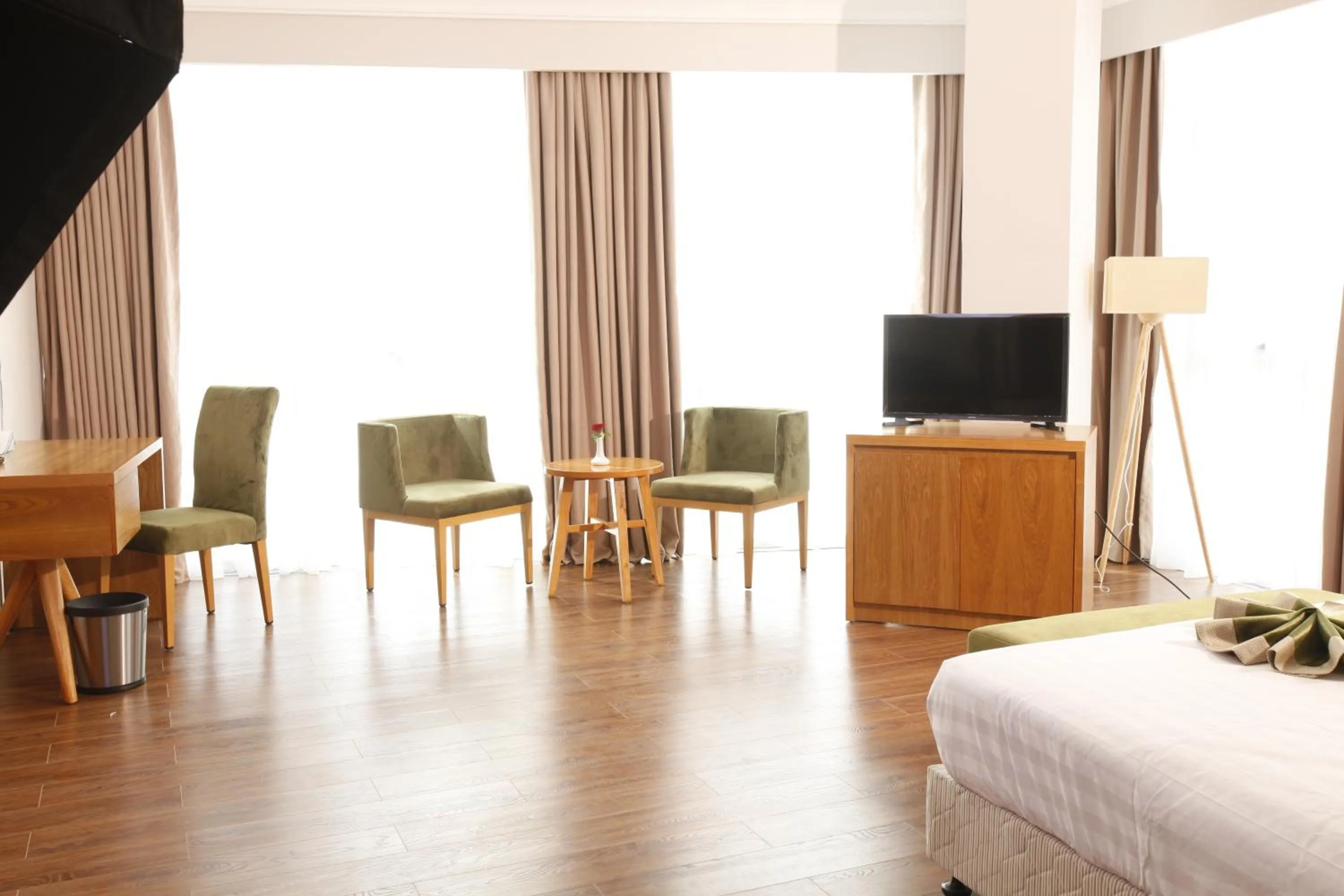 Photo of the whole room, Bed in Sabon Hotel