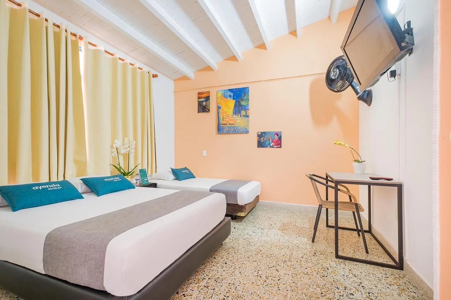 Bed in Casa de Pinos Hotel