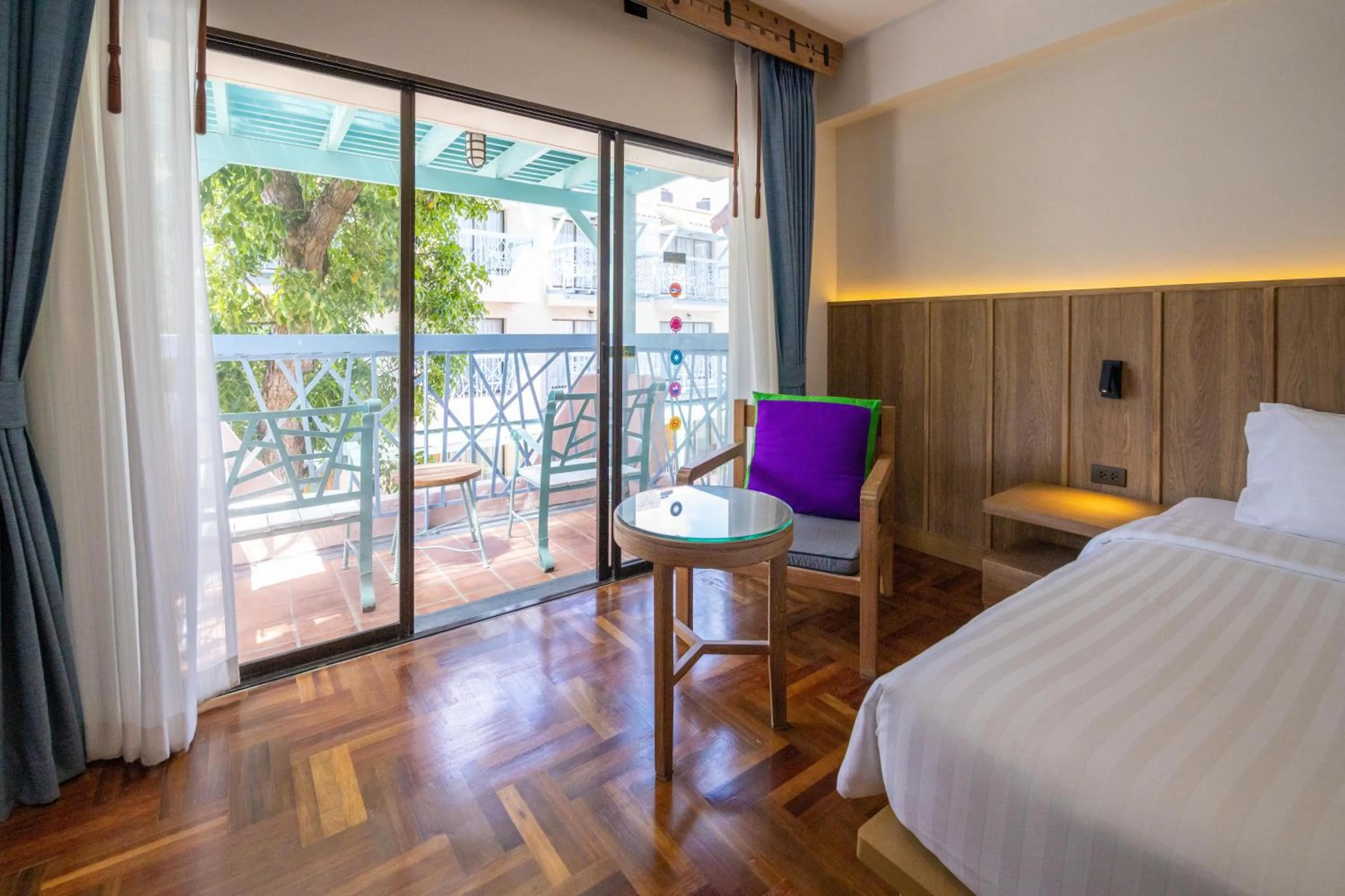 Balcony/Terrace, Bed in Baan Samui Resort - SHA Extra Plus